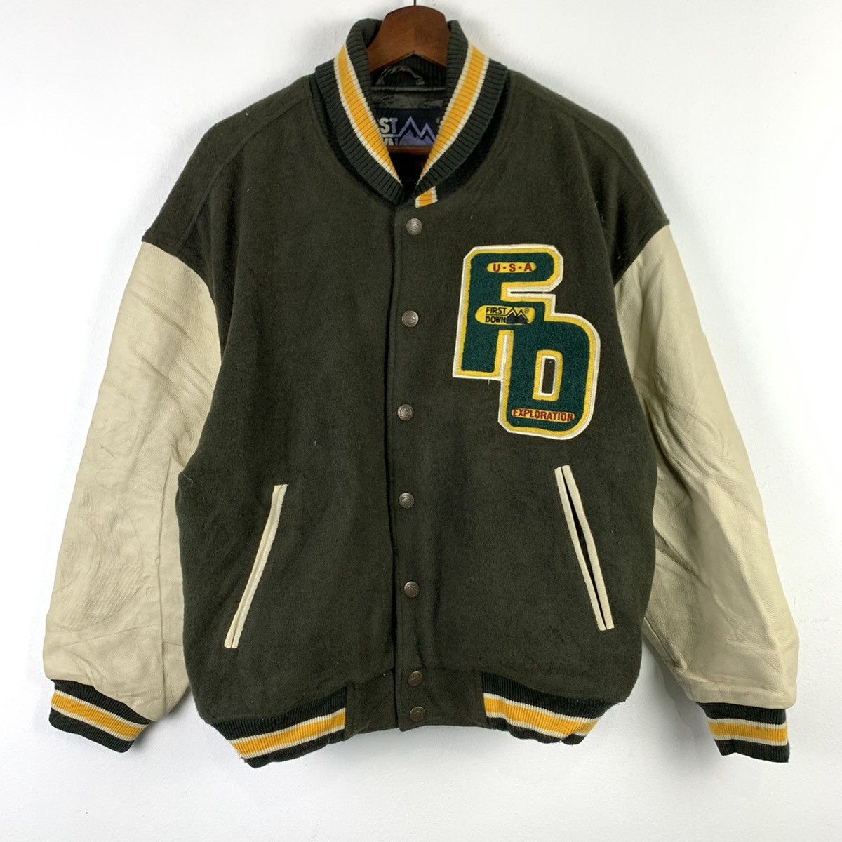 Japanese Brand × Vintage 🔥NK34🔥VTG FIRTS DOWN Big Embroidered varsity jackets Size US M / EU 48-50 / 2 - 3 Thumbnail