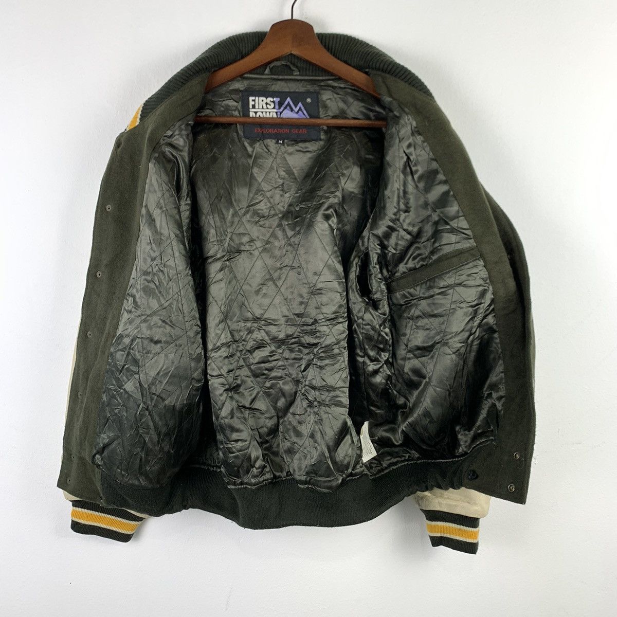 Japanese Brand × Vintage 🔥NK34🔥VTG FIRTS DOWN Big Embroidered varsity jackets Size US M / EU 48-50 / 2 - 4 Thumbnail