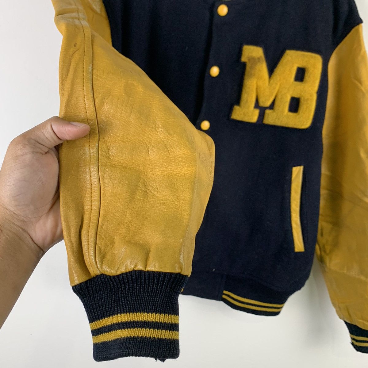 Macbeth × Vintage 🔥NK30🔥Vintage MacBeth Leather varsity jackets Size US M / EU 48-50 / 2 - 5 Thumbnail