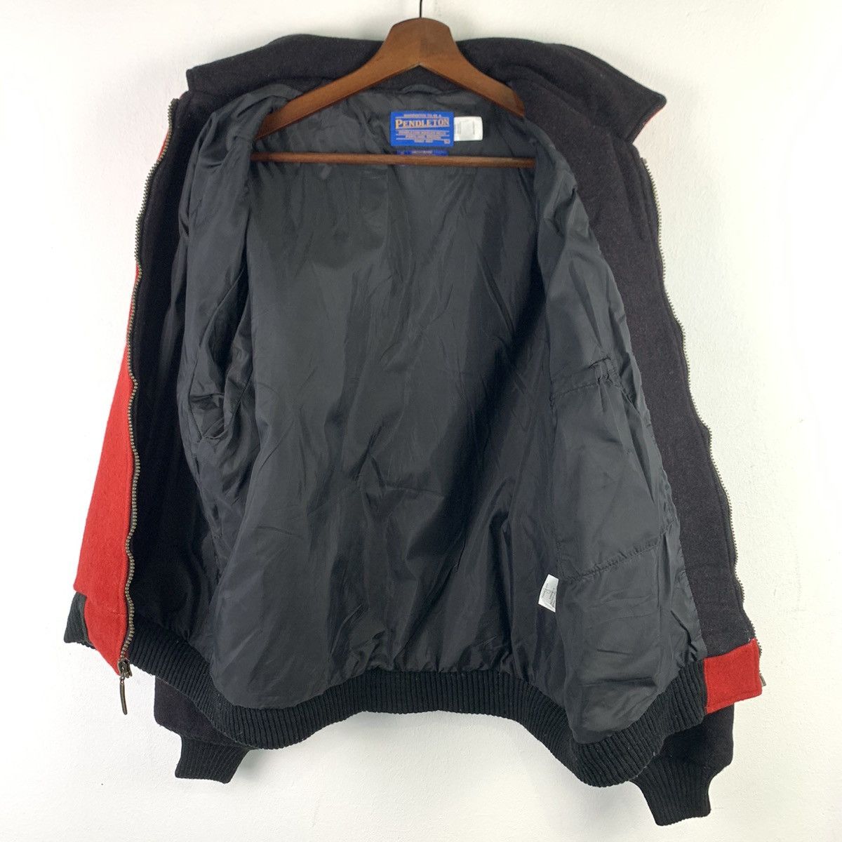 Pendleton × Vintage 🔥NK138🔥PENDLETON Wool nice design Red jackets Size US L / EU 52-54 / 3 - 5 Thumbnail