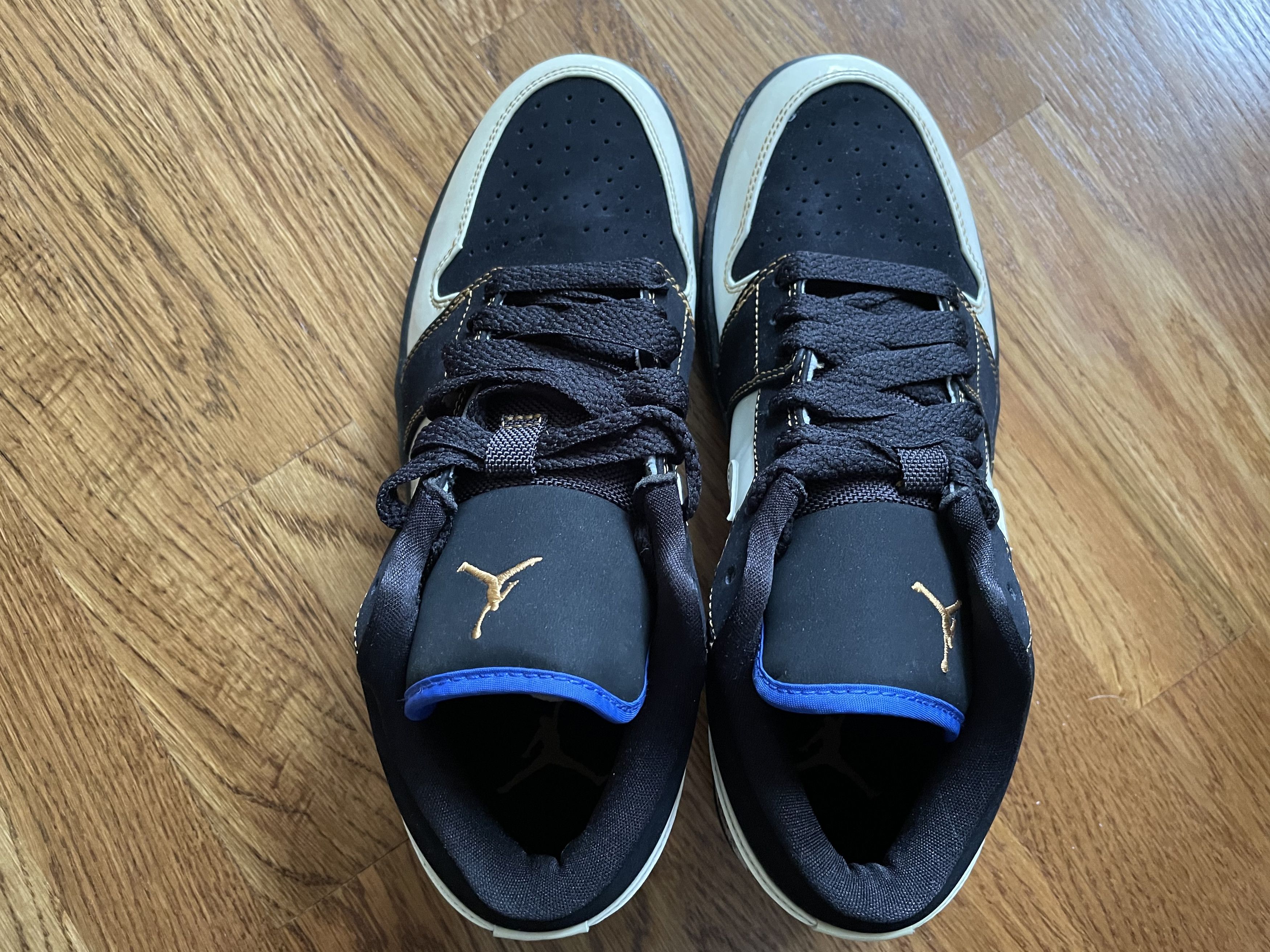 Jordan Brand 8 SHIPS FAST Jordan 1 Phat Low Black Metallic Silver OG SE Size US 8 / EU 41 - 3 Thumbnail