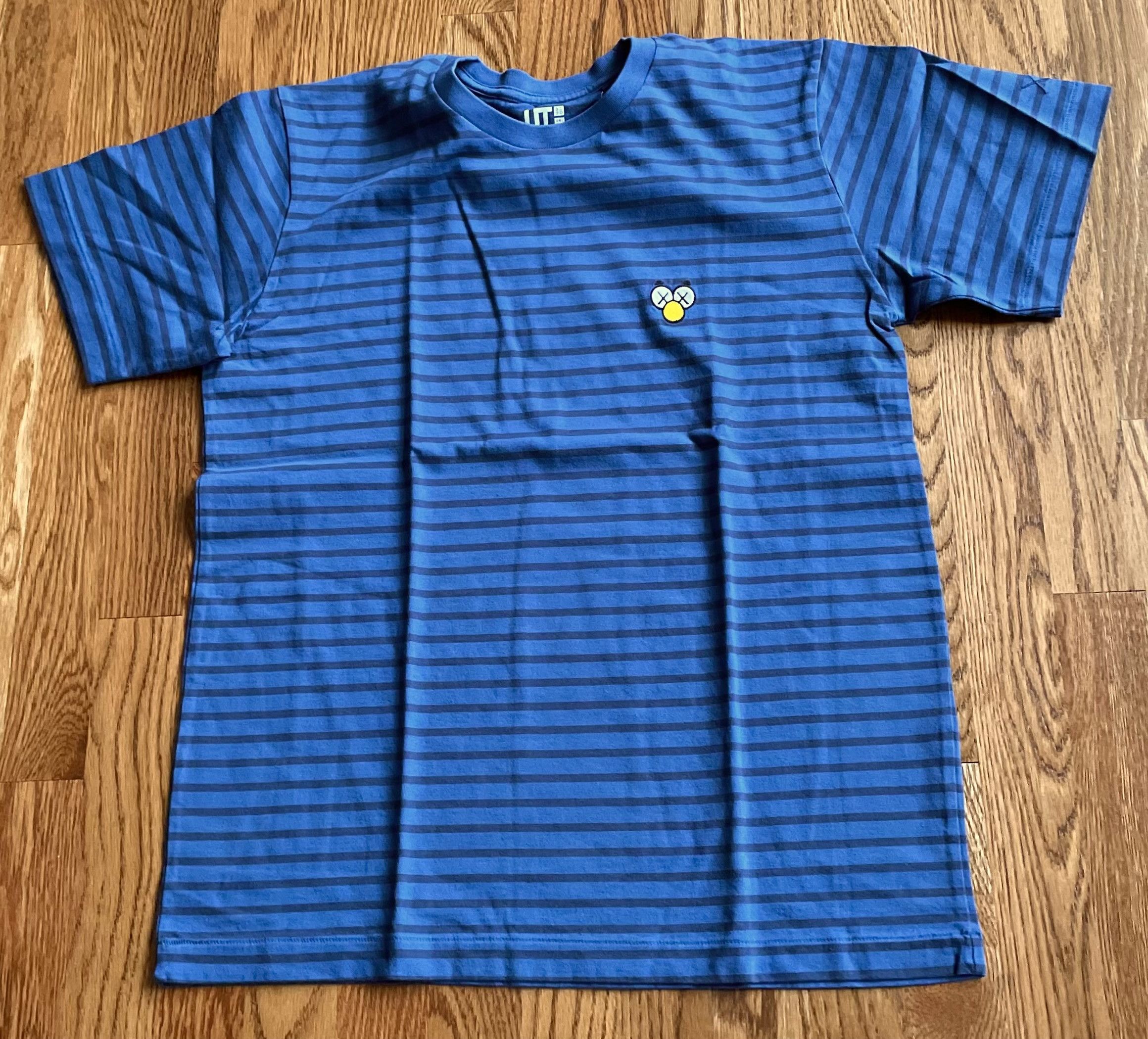 Kaws × Uniqlo Medium UT Blue BFF Striped Tee Shirt Vinyl Figure First Size US M / EU 48-50 / 2 - 1 Thumbnail