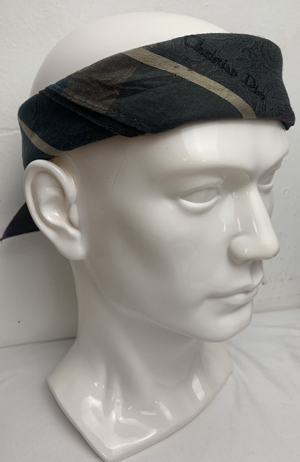 Christian Dior Monsieur Christian Dior Paisley Handkerchief/Neckerchief/Bandana Size ONE SIZE - 1 Thumbnail