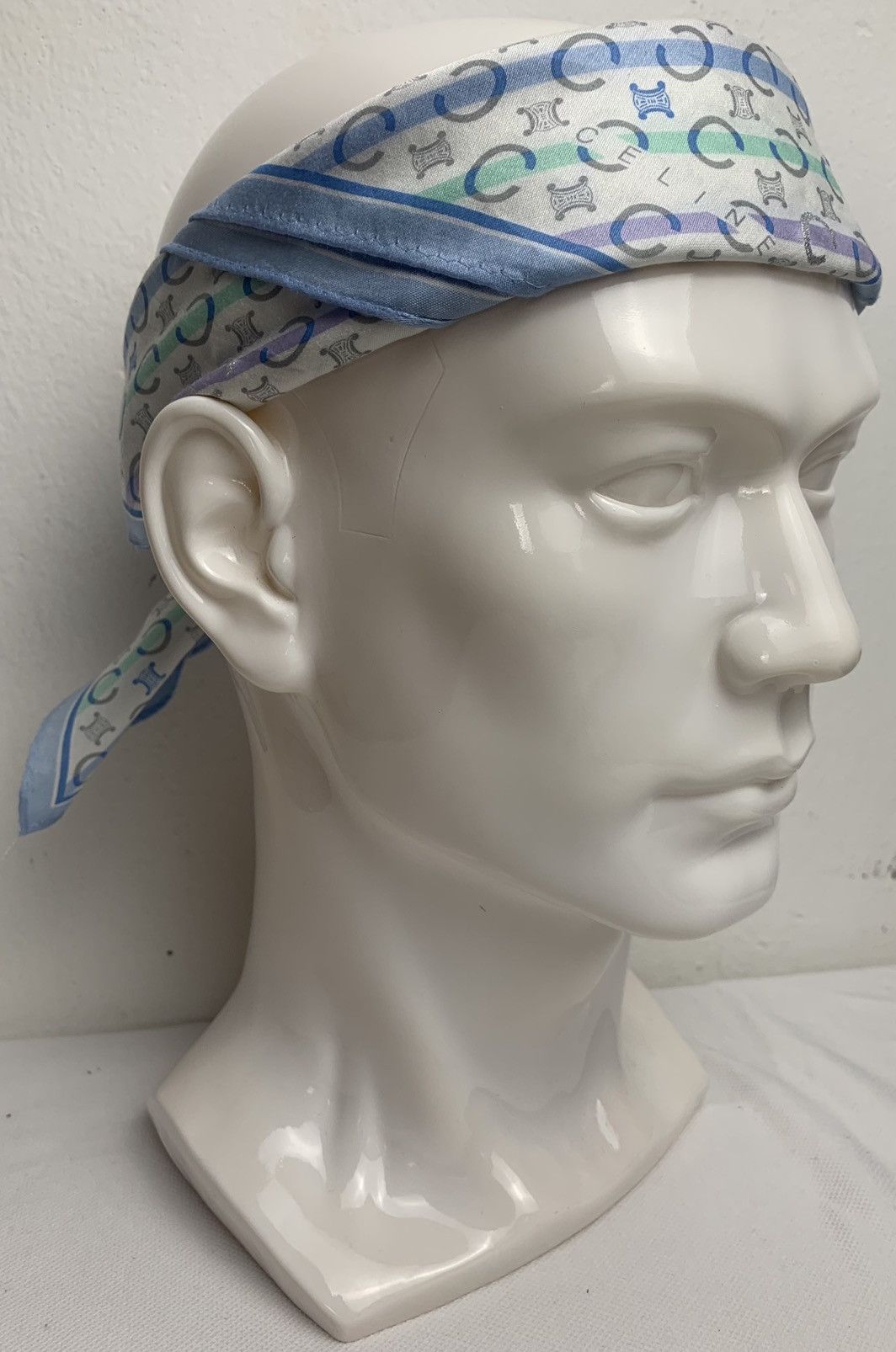 Celine Celine Handkerchief Bandana Size ONE SIZE - 1 Thumbnail