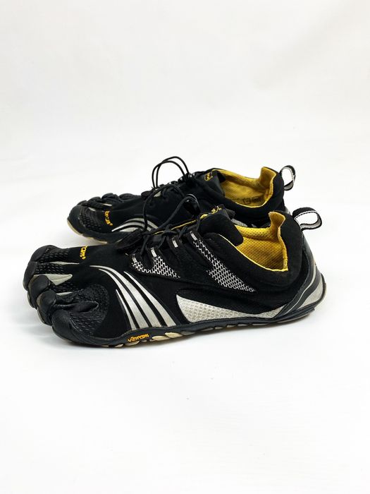 Vibram Vibram Fivefingers Shoes Sneakers Five Finger Tabi Ninja | Grailed