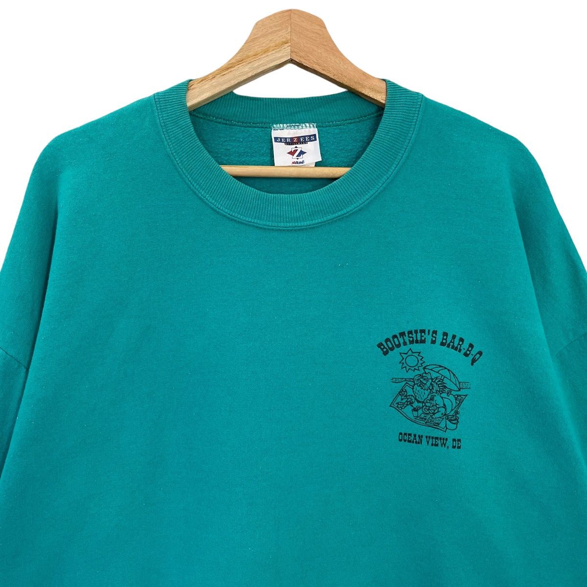 Vintage 90s Bootsie's Bar-B-Q Ocean View Crewneck Sweatshirt Size US XL / EU 56 / 4 - 6 Thumbnail