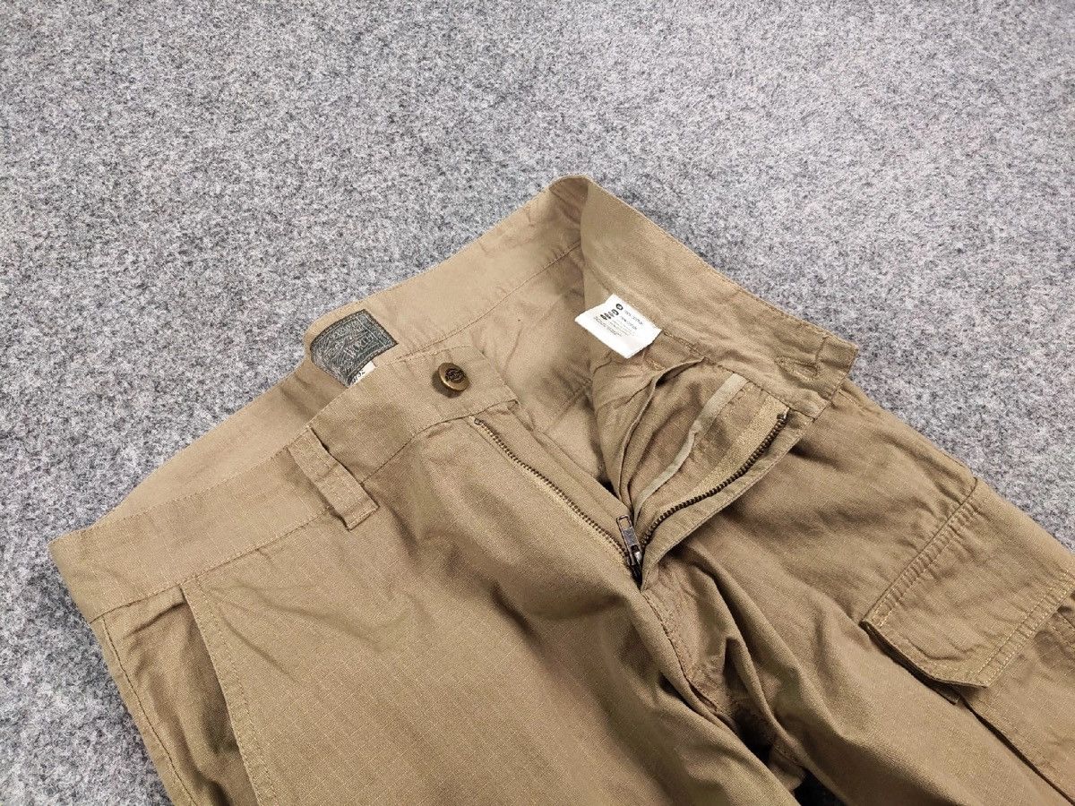 Dickies Vintage Dickies Fort Worth Beige Ripstop Cargo Pants Travis Size US 33 - 12 Thumbnail