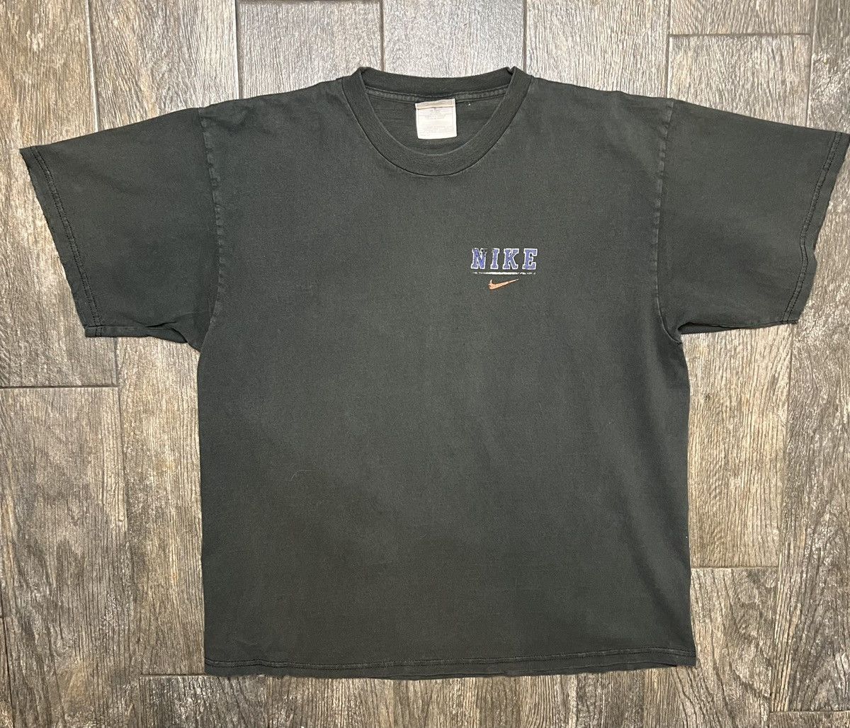 Nike Faded 90’s Nike athletics t shirt large Size US L / EU 52-54 / 3 - 3 Thumbnail