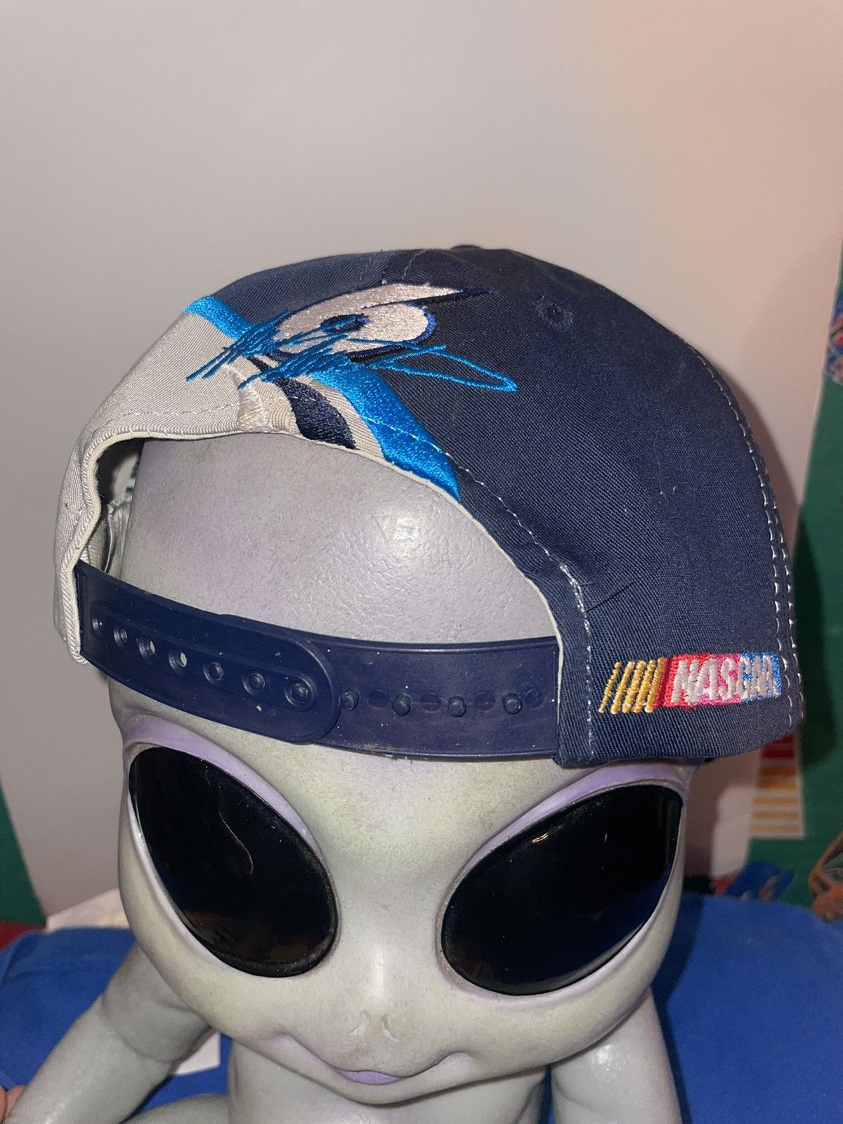 NASCAR 2002 Vintage Mark Martin Pfizer Velcro Strapback Hat NASCAR Size ONE SIZE - 2 Thumbnail