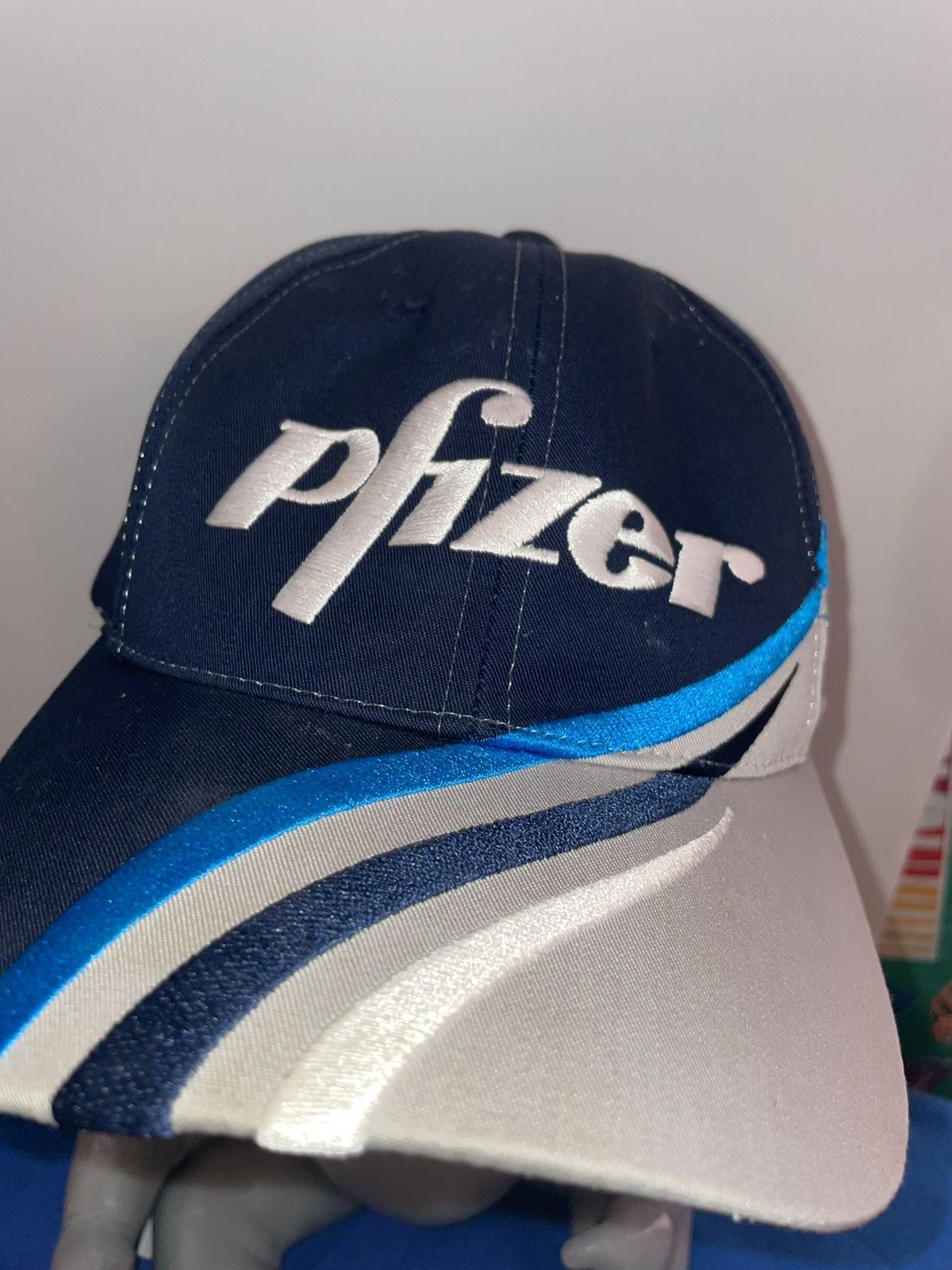 NASCAR 2002 Vintage Mark Martin Pfizer Velcro Strapback Hat NASCAR Size ONE SIZE - 4 Thumbnail