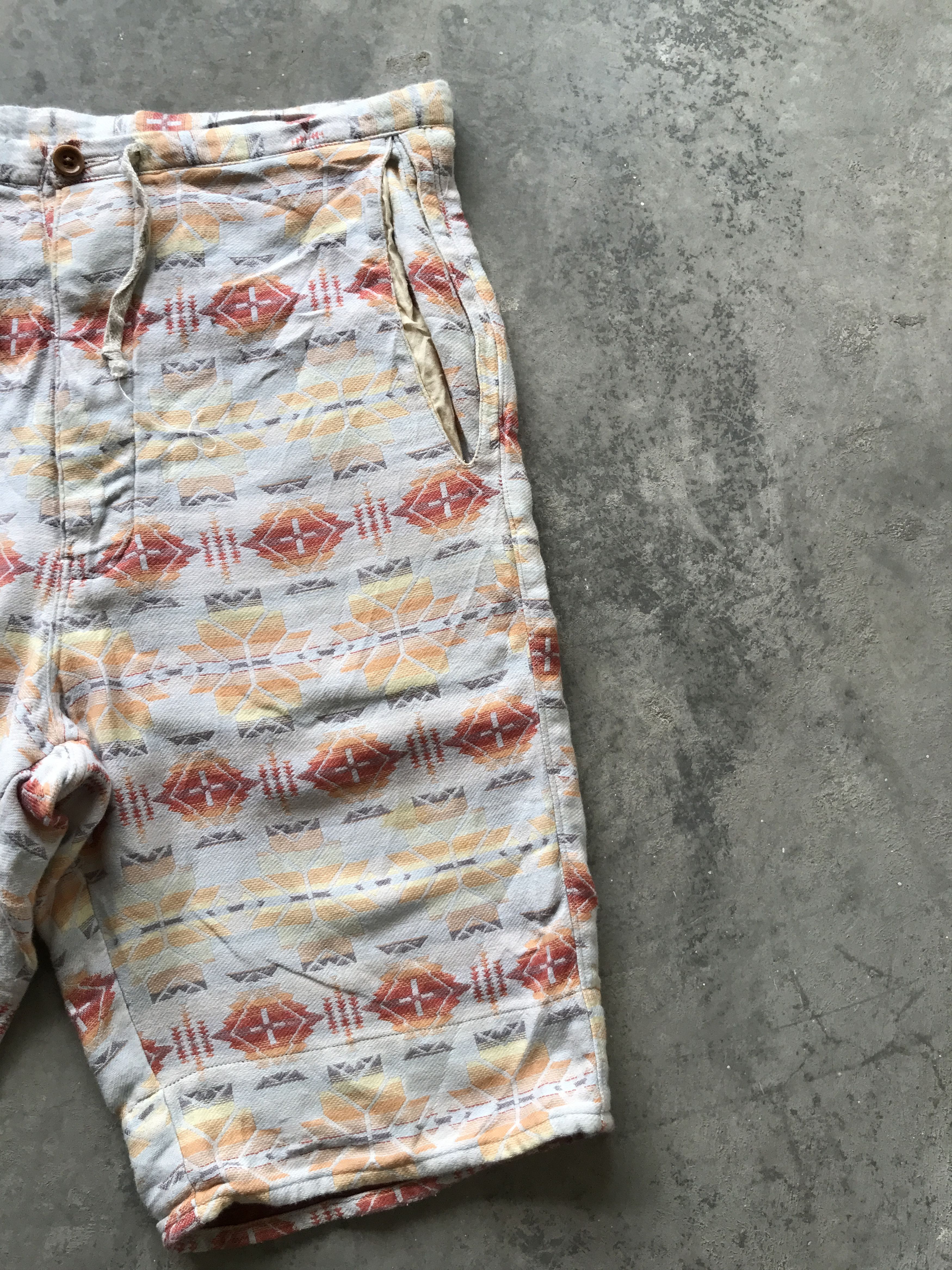 Japanese Brand × Journal Standard JS HOMESTED NAVAJO Axtec Motive Short Pant Size US 31 - 2 Thumbnail