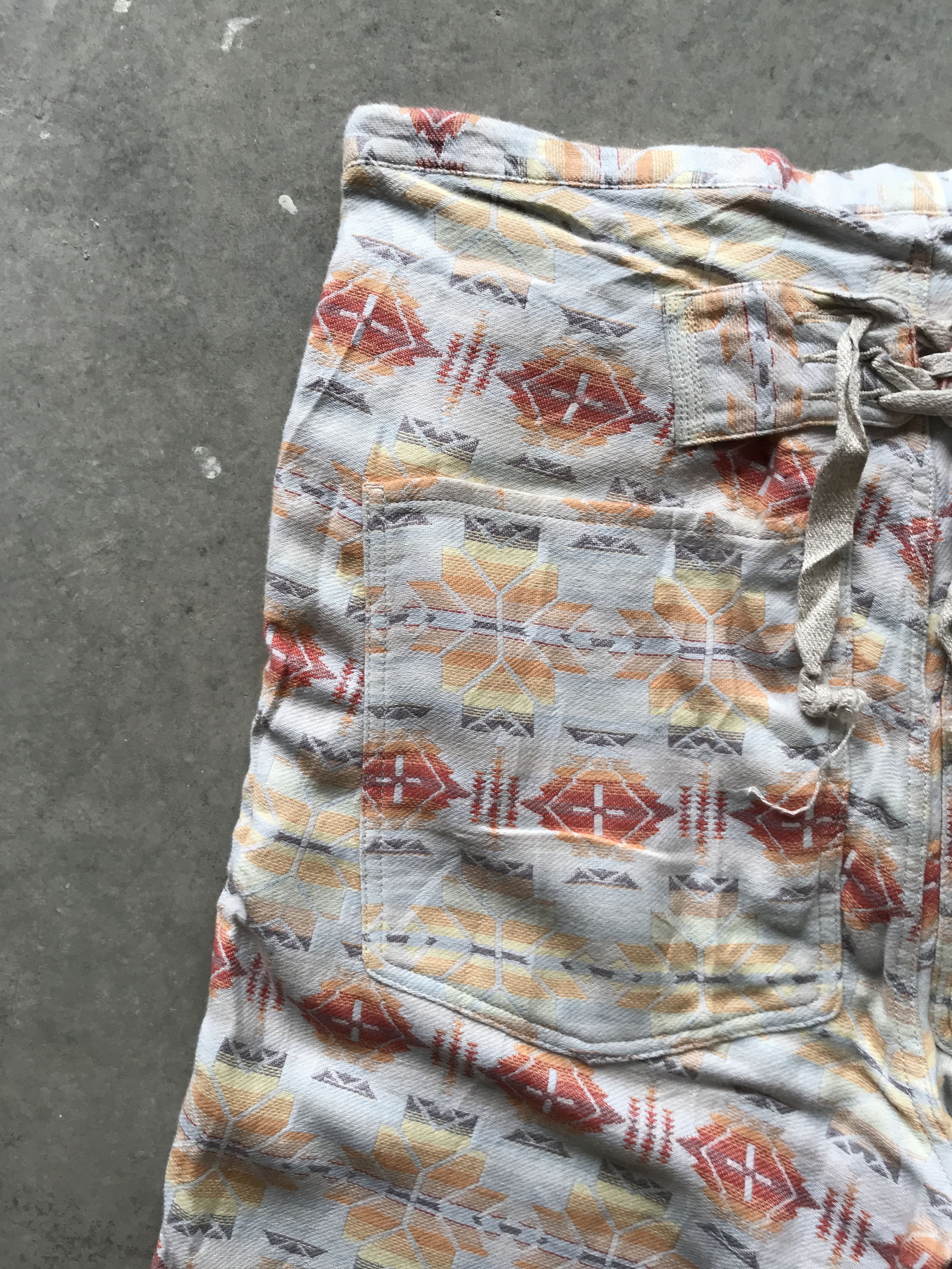 Japanese Brand × Journal Standard JS HOMESTED NAVAJO Axtec Motive Short Pant Size US 31 - 9 Thumbnail