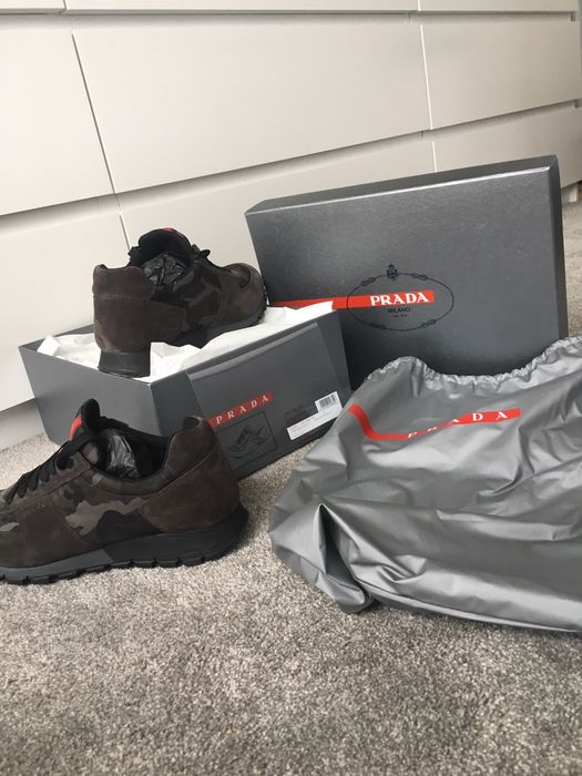 Prada runners outlet camo grey