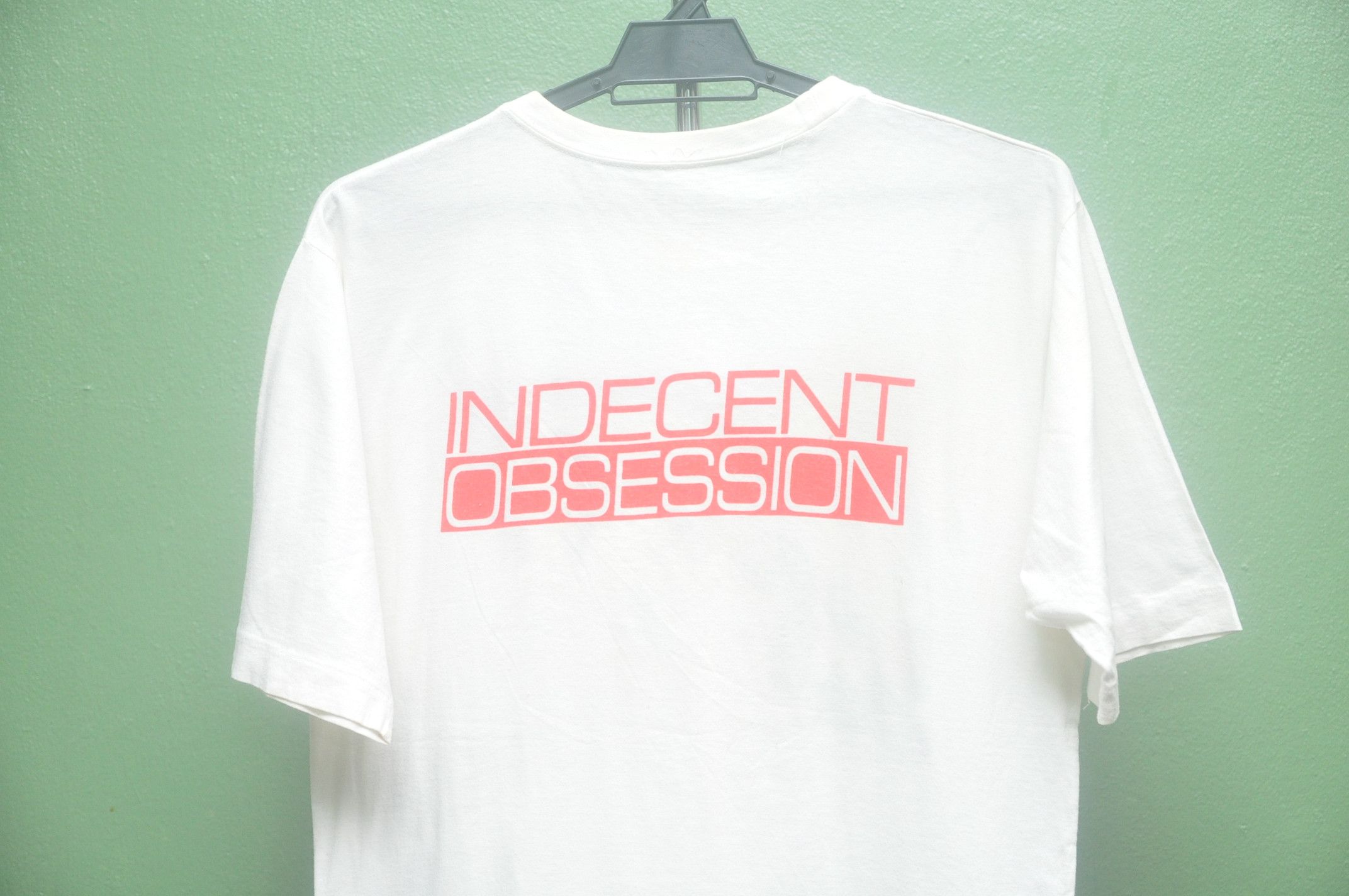 Band Tees × Japanese Brand × Vintage Vintage Indecent Obsession White Shirt Size US M / EU 48-50 / 2 - 5 Thumbnail