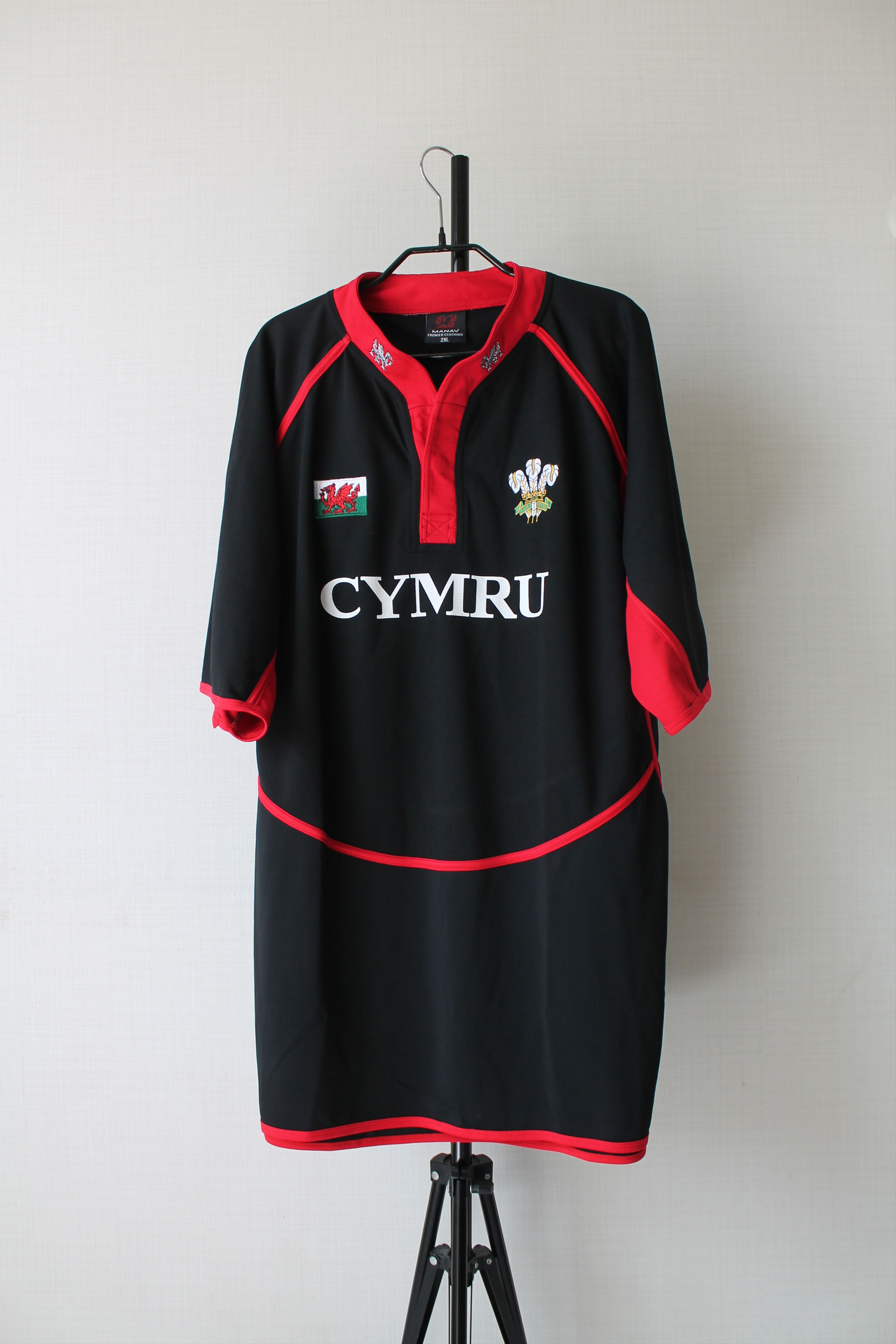 Other Manav Official Wales Cymru National team Rugby Jersey Shirt Size US XXL / EU 58 / 5 - 2 Thumbnail