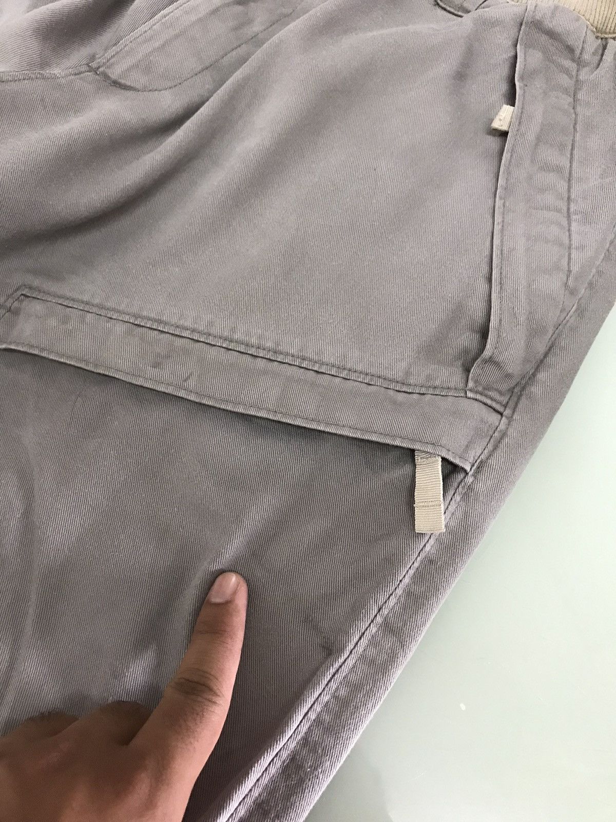 Nike Nice❗️Nike Small Swoosh Cargo Short Pants Size US 32 / EU 48 - 16 Thumbnail
