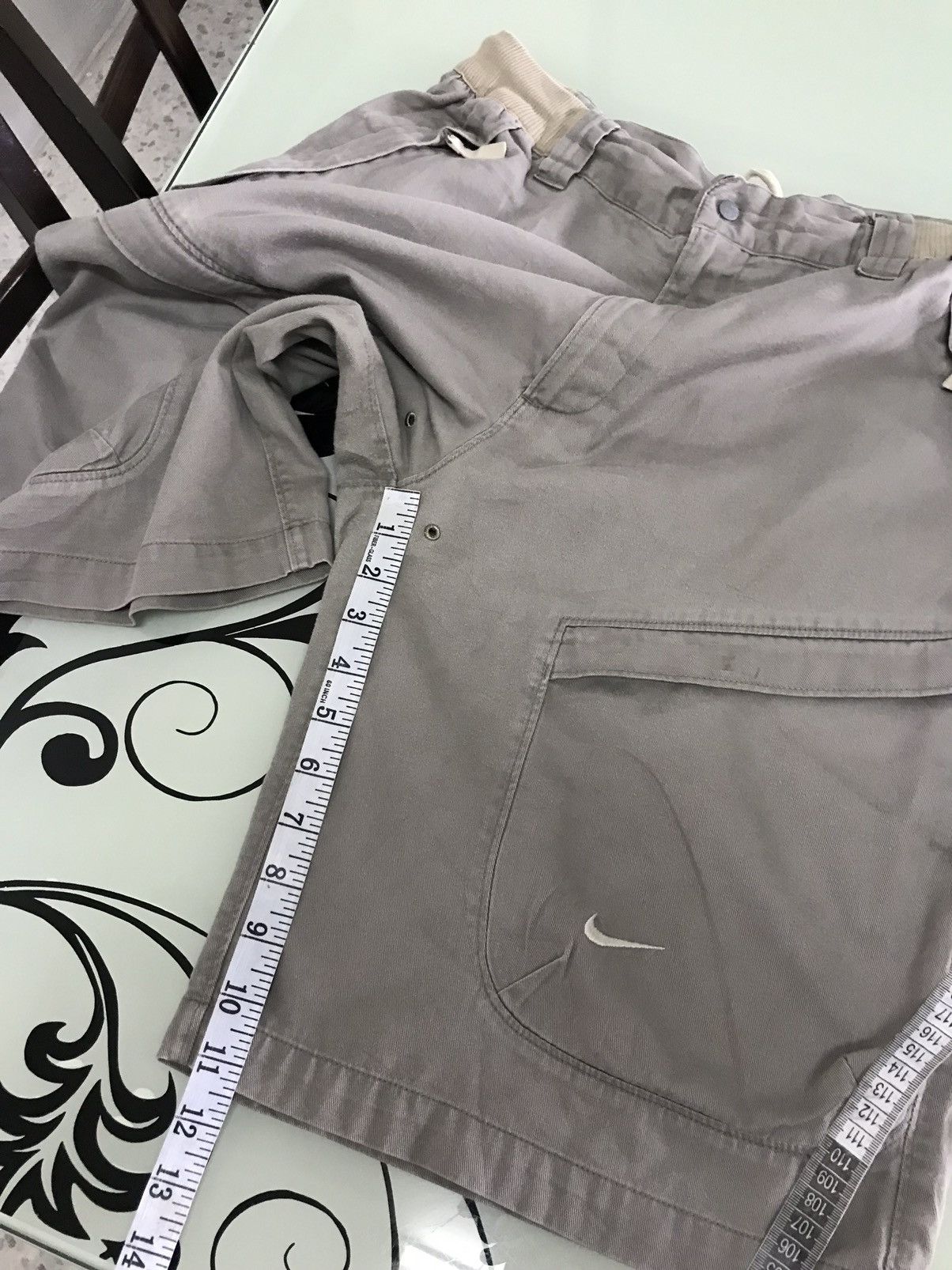 Nike Nice❗️Nike Small Swoosh Cargo Short Pants Size US 32 / EU 48 - 21 Thumbnail