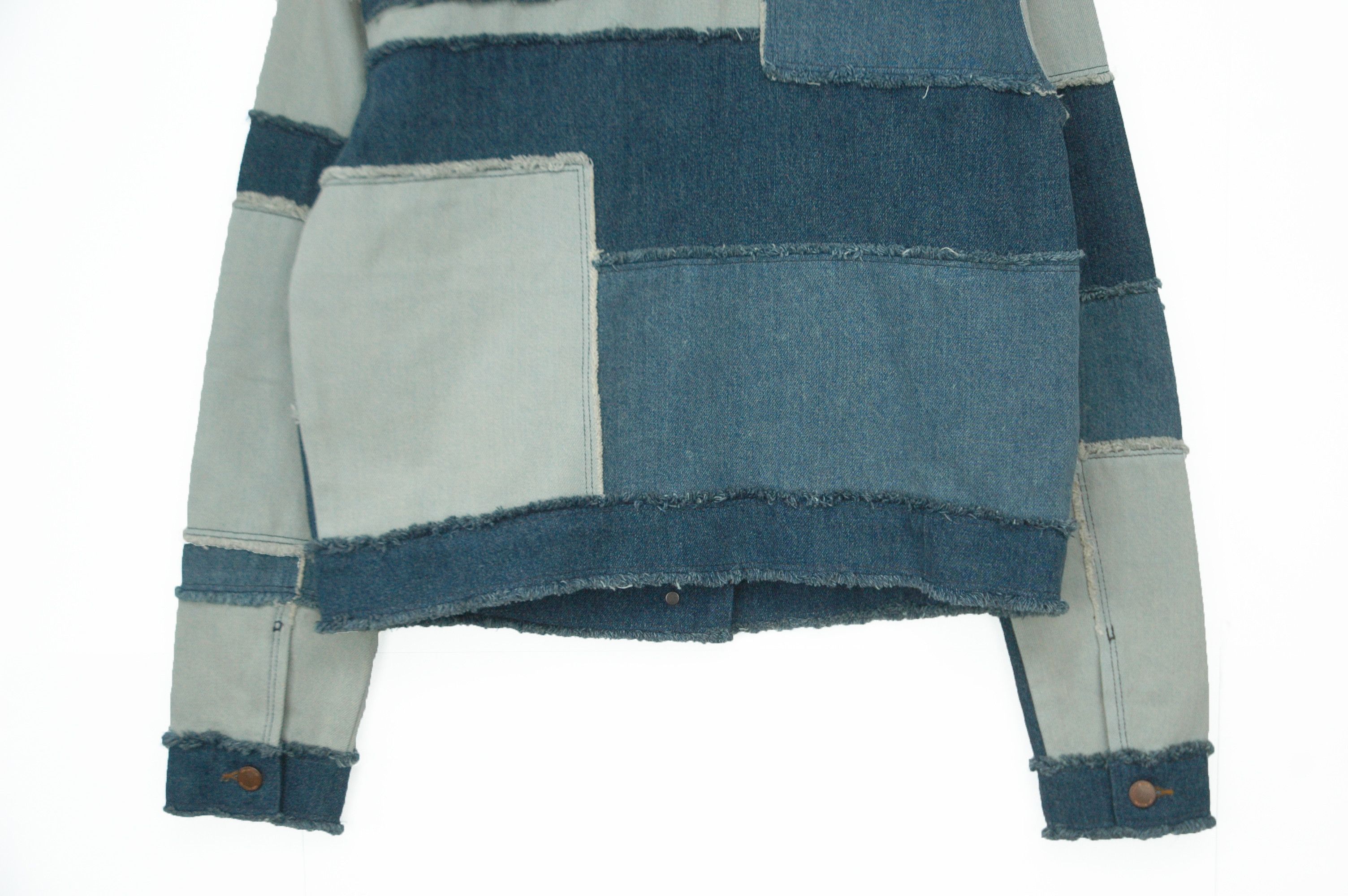 Moschino NWT MOSCHINO Love Giubbino Denim Patchwork Jacket Size M / US 6-8 / IT 42-44 - 12 Thumbnail