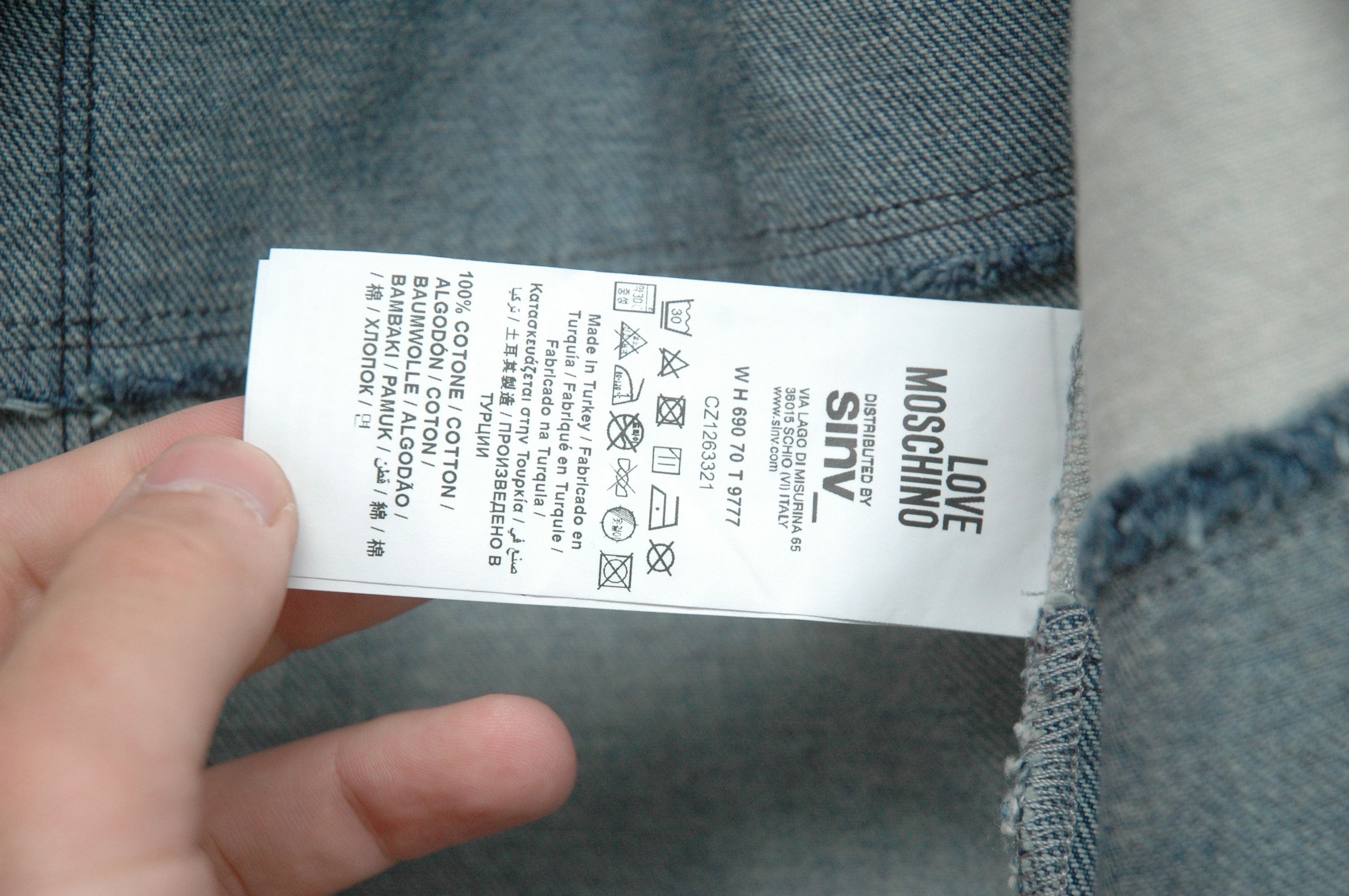 Moschino NWT MOSCHINO Love Giubbino Denim Patchwork Jacket Size M / US 6-8 / IT 42-44 - 17 Thumbnail