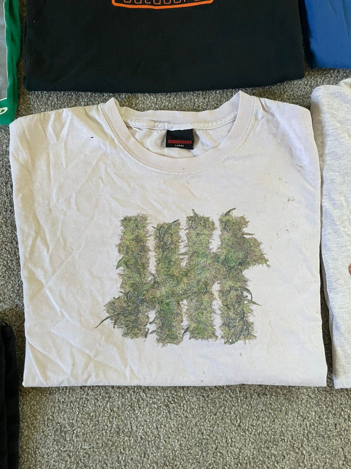 Undefeated Undefeated Pot Tee Size US L / EU 52-54 / 3 - 1 Preview