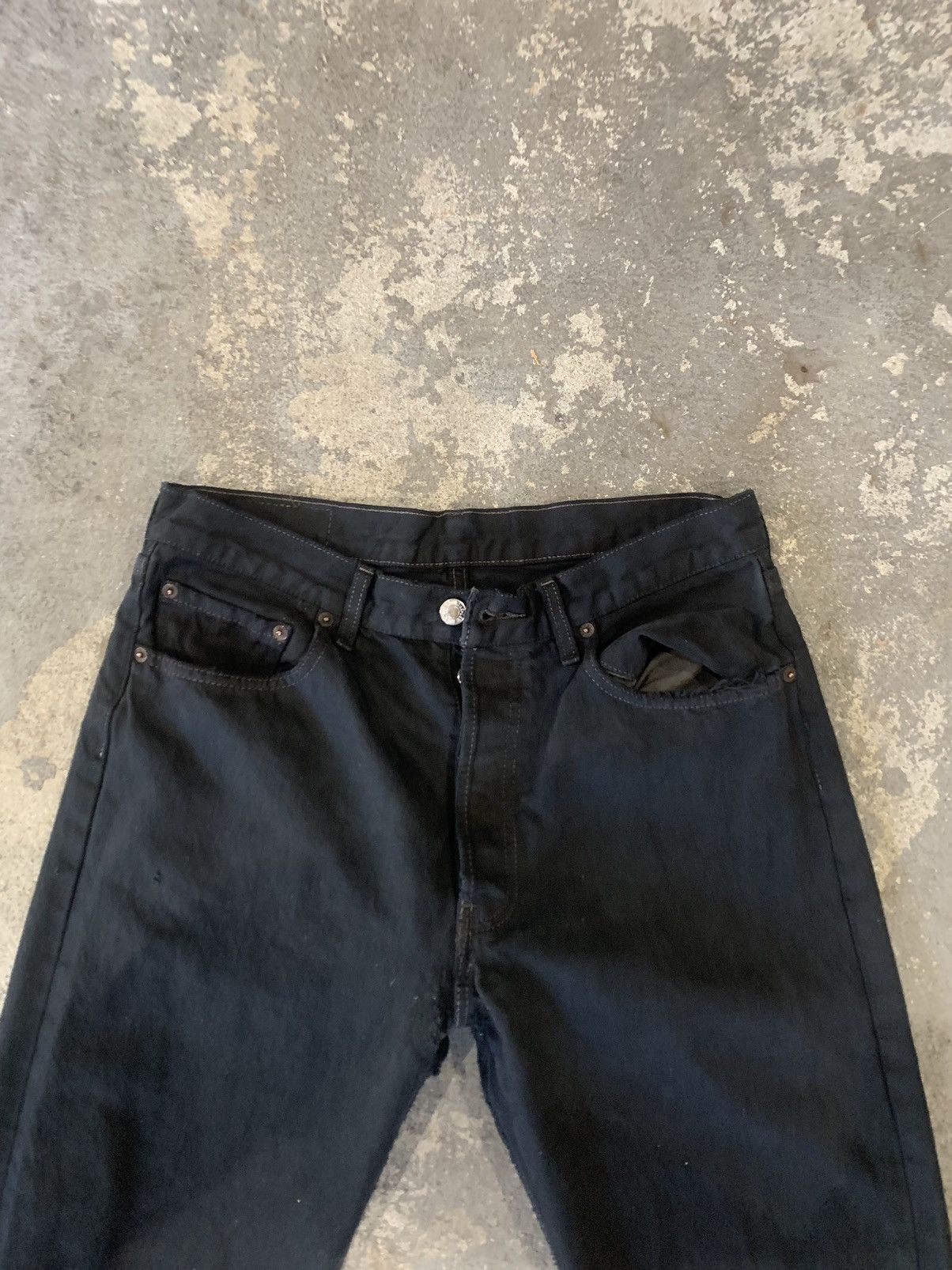 Levi's Vintage Clothing × Unsound Rags × Vintage Vintage black Levi’s 501 overdyed (unsound rags) Size US 32 / EU 48 - 2 Thumbnail