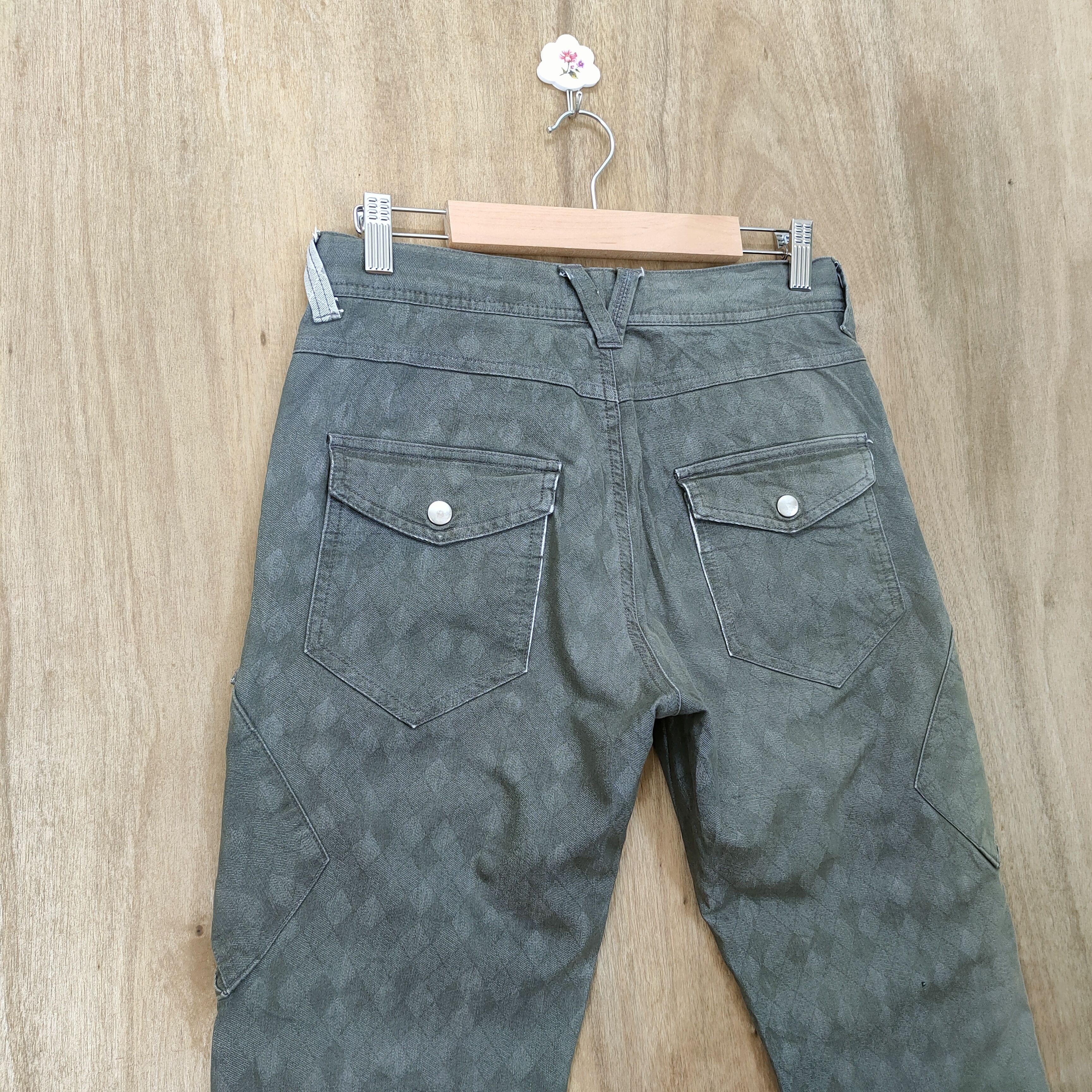 semanticdesign SEMANTIC DESIGN FADED GREY CARGO PANTS Size US 29 - 9 Thumbnail
