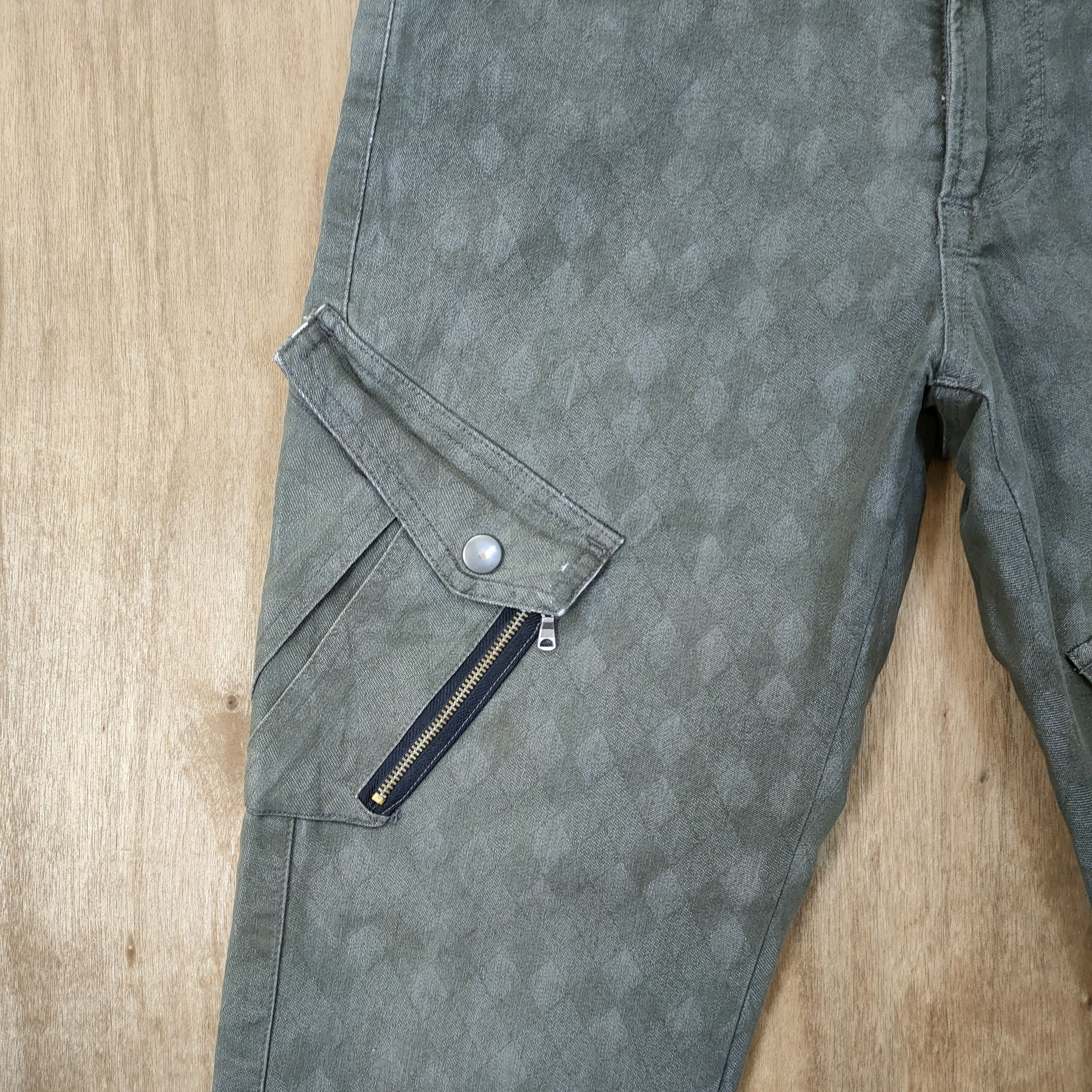 semanticdesign SEMANTIC DESIGN FADED GREY CARGO PANTS Size US 29 - 6 Thumbnail