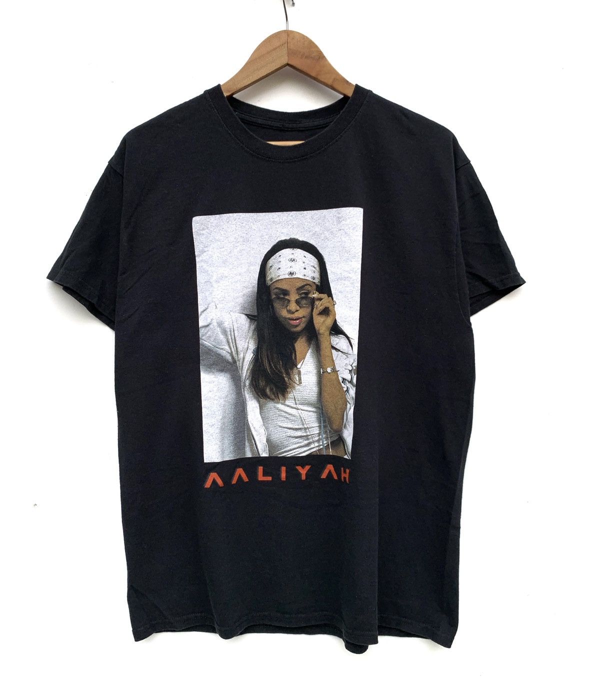 Band Tees Aaliyah American Singer Photo Tee Size US L / EU 52-54 / 3 - 1 Thumbnail