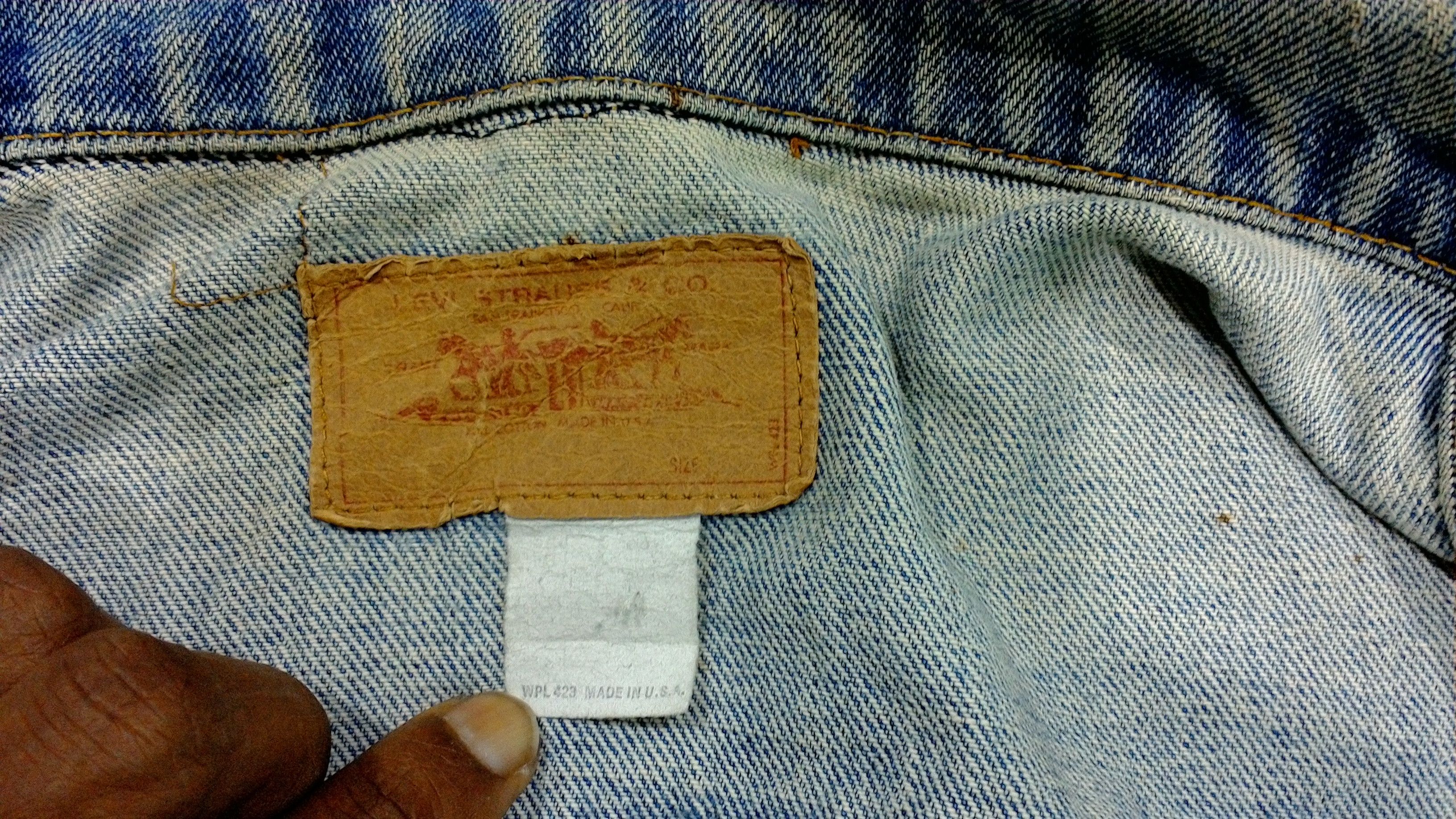 Japanese Brand Vintage Levi's Made in usa Distressed Denim Jacket Size US M / EU 48-50 / 2 - 8 Thumbnail