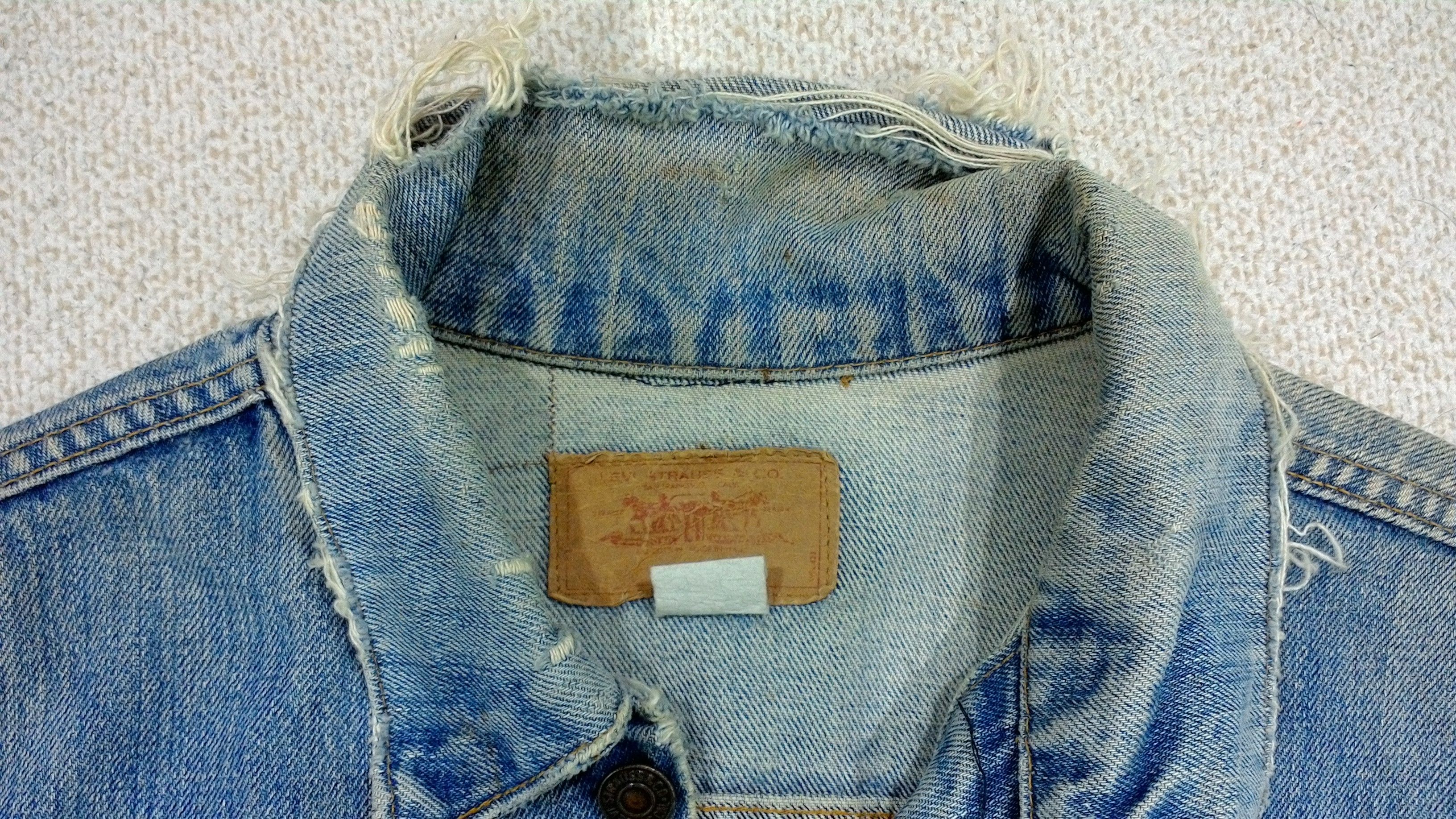 Japanese Brand Vintage Levi's Made in usa Distressed Denim Jacket Size US M / EU 48-50 / 2 - 4 Thumbnail