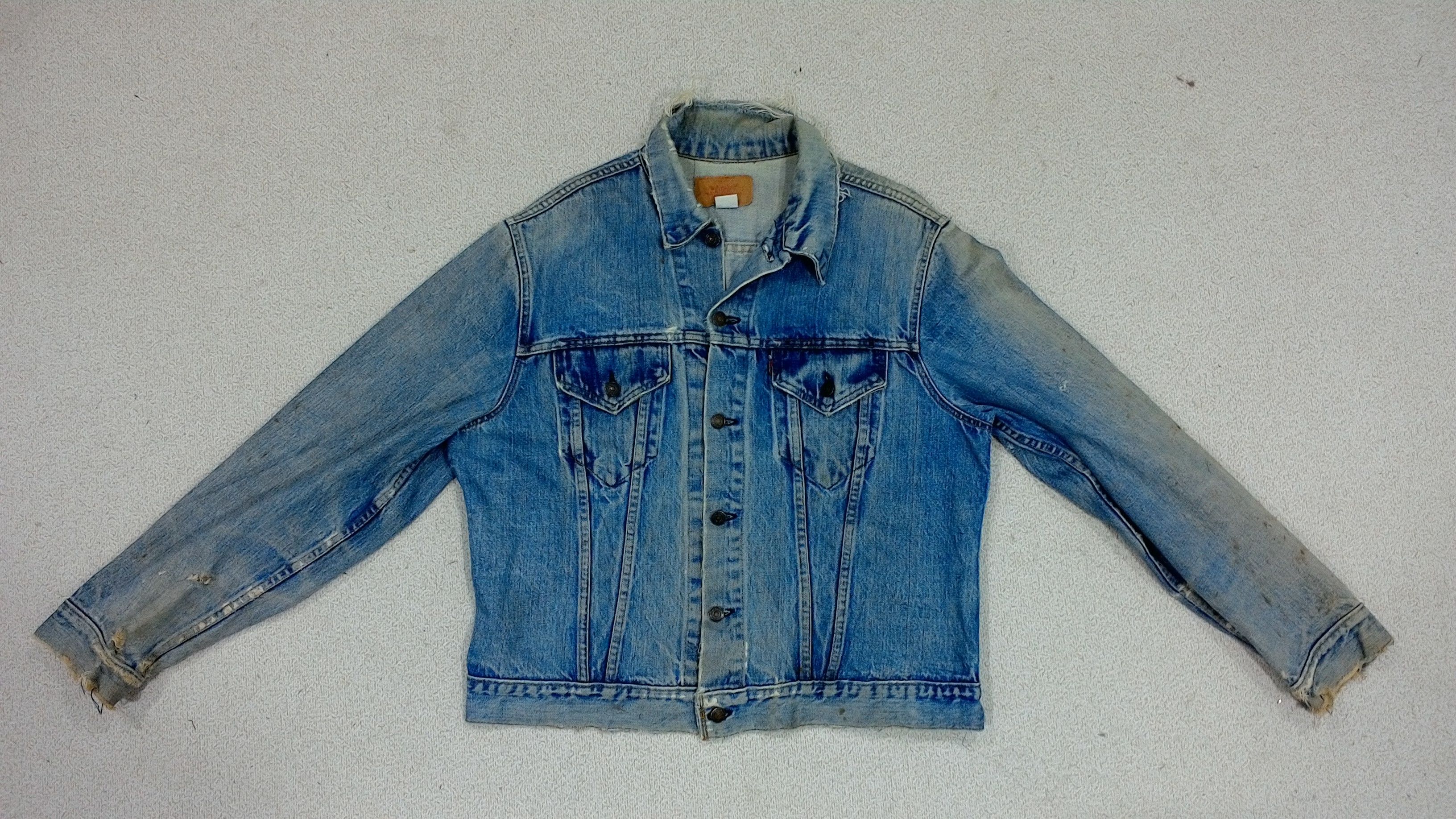 Japanese Brand Vintage Levi's Made in usa Distressed Denim Jacket Size US M / EU 48-50 / 2 - 2 Thumbnail