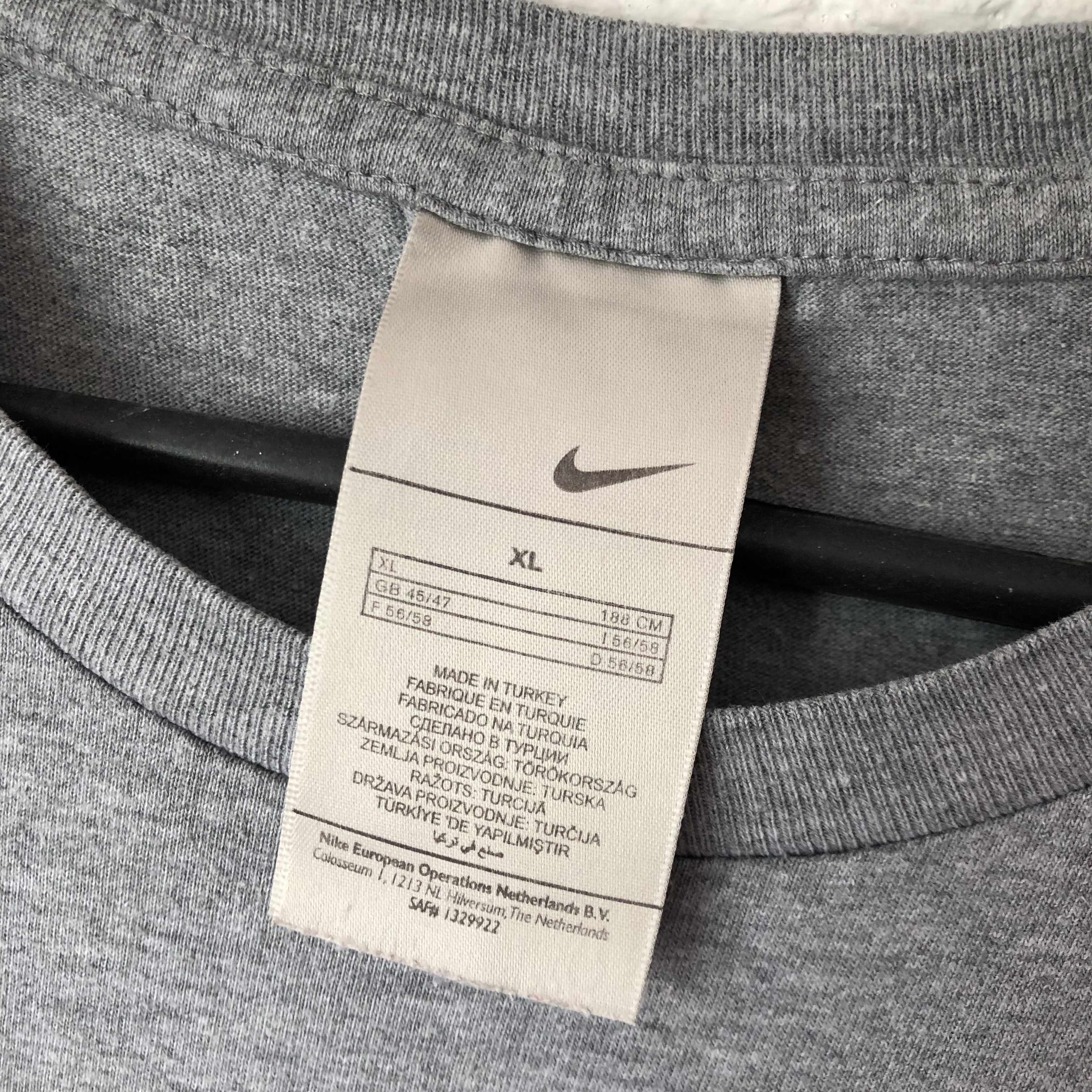 Nike × Vintage Nike swoosh vintage t-shirt Size US XL / EU 56 / 4 - 5 Thumbnail