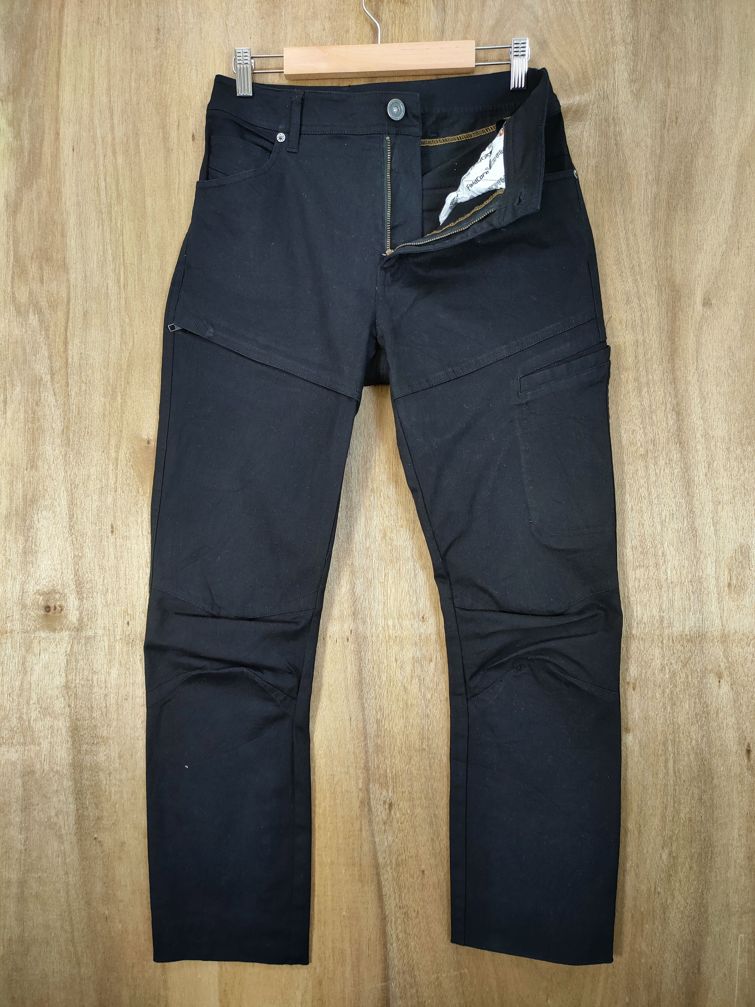 Japanese Brand JAPANESE BRAND BLACK CARGO PANTS Size US 29 - 1 Thumbnail