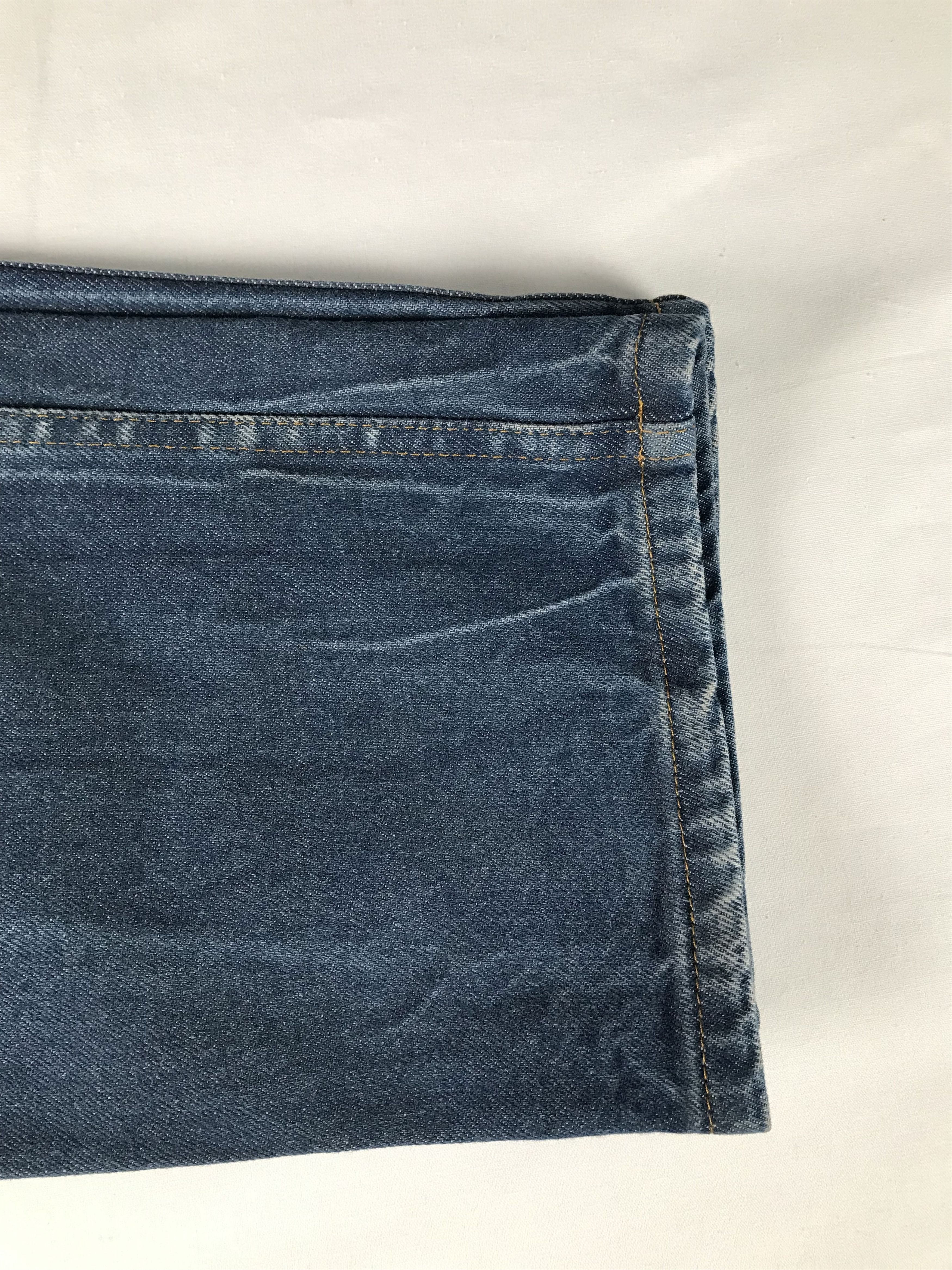 Gucci Gucci Blue Jeans With Red Embroidered Text Size US 34 / EU 50 - 9 Thumbnail