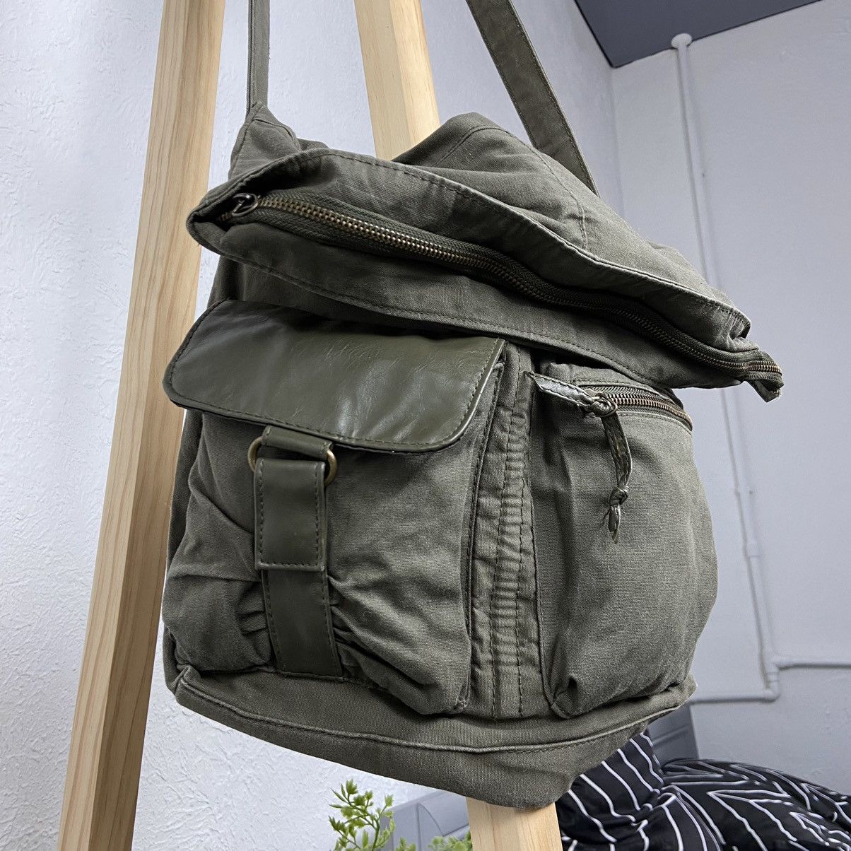 Japanese Brand BAGGY TRANSFORMER RARE MULTIPOCKET CROSSBODY BAG - № 6029 Size ONE SIZE - 7 Thumbnail