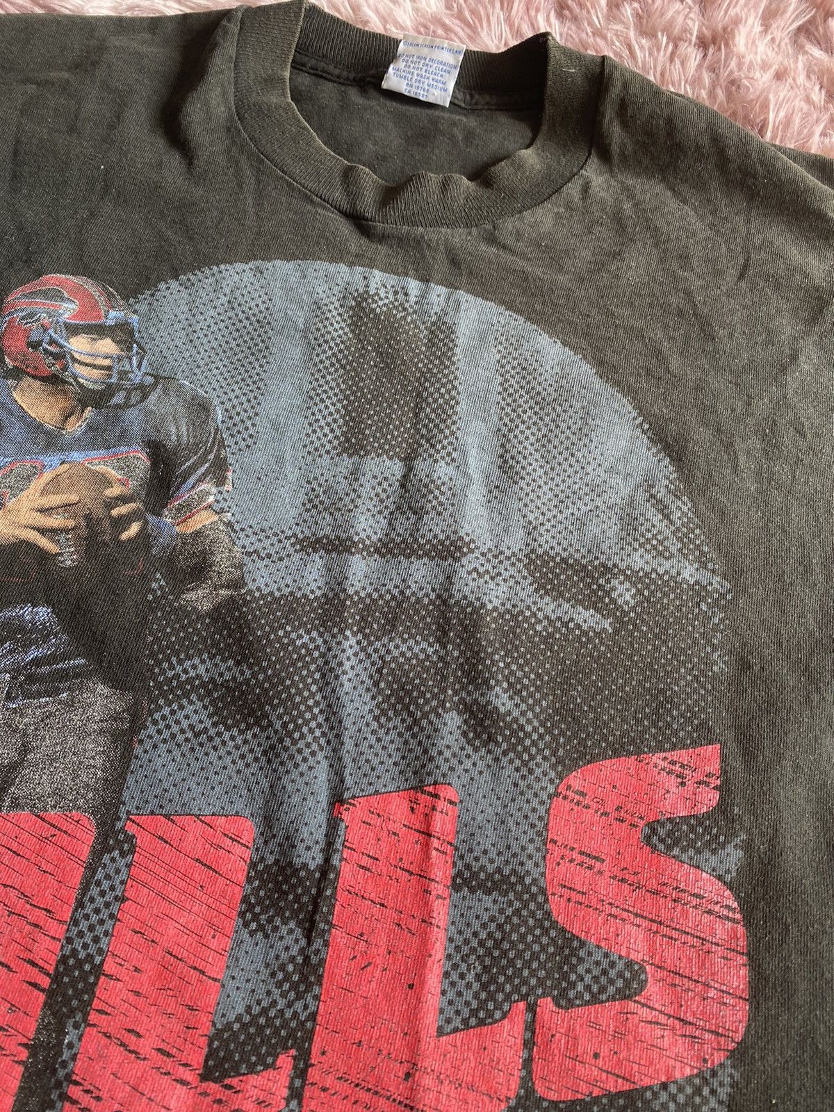 MLB Buffalo bills Vintage mlb tee 90s Size US L / EU 52-54 / 3 - 4 Thumbnail