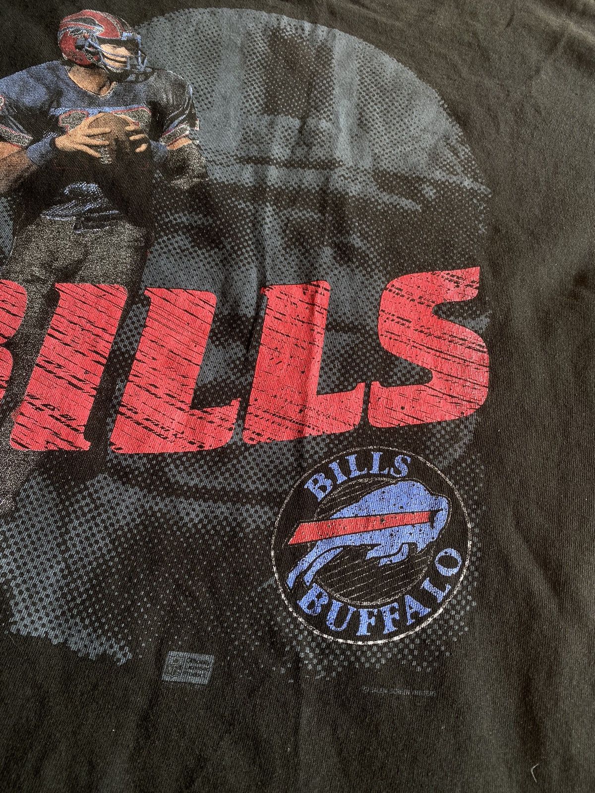 MLB Buffalo bills Vintage mlb tee 90s Size US L / EU 52-54 / 3 - 3 Thumbnail