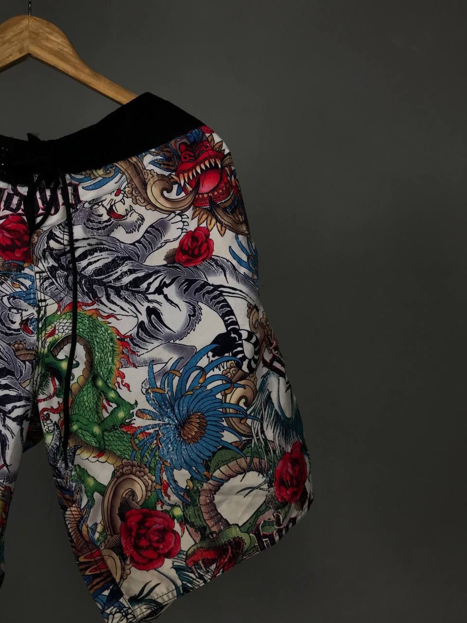 Other Big Buddha crazy multicolor overprinted shorts Size US 34 / EU 50 - 2 Thumbnail