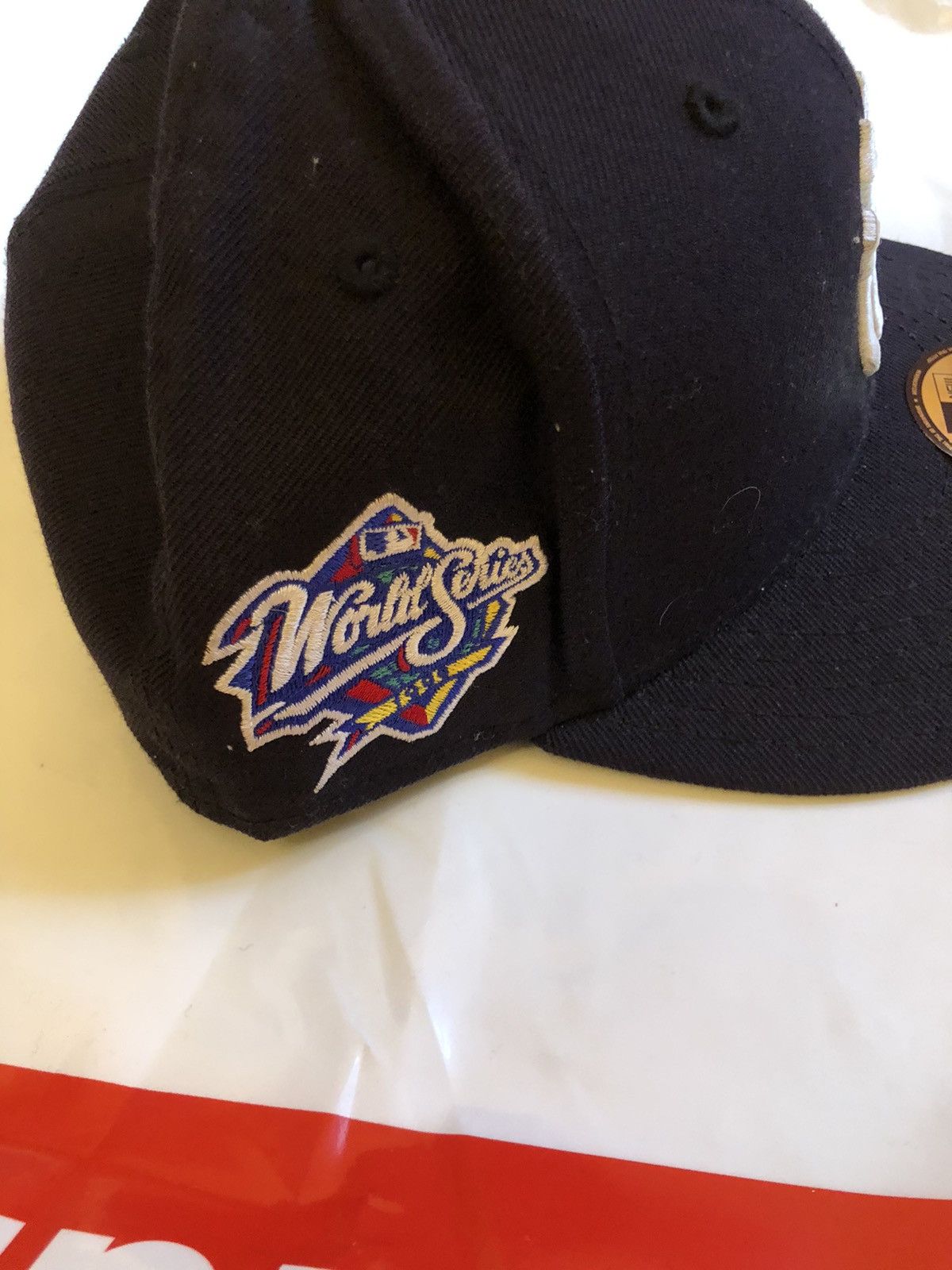 MLB FINAL PRICE DROP New Era New York Yankees 7 1/4 Size ONE SIZE - 2 Thumbnail