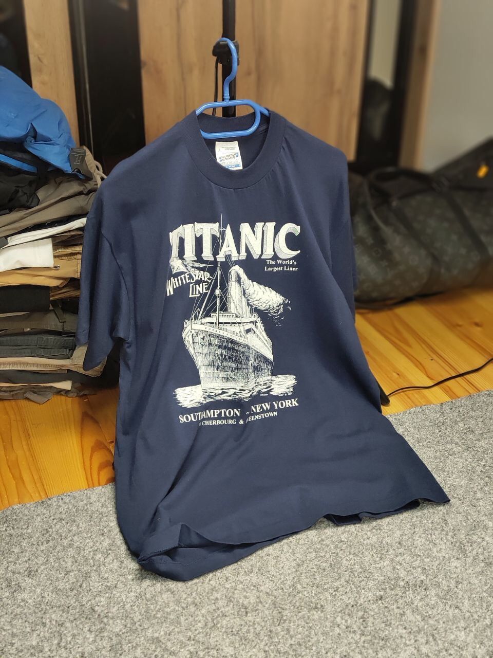 Vintage Vintage 97's Titanic White Star Line Navy Print Tee T-Shirt Size US L / EU 52-54 / 3 - 18 Thumbnail