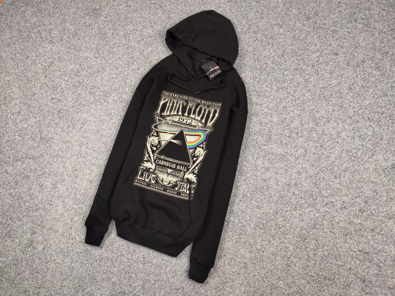Band Tees Vintage Pink Floyd Carnegie Hall Posters Black Blank Hoodie Size US M / EU 48-50 / 2 - 3 Thumbnail