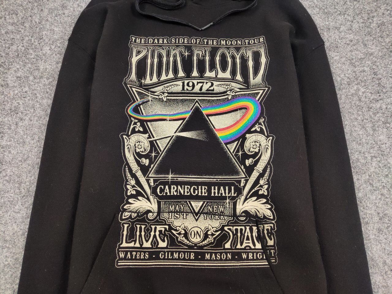 Band Tees Vintage Pink Floyd Carnegie Hall Posters Black Blank Hoodie Size US M / EU 48-50 / 2 - 10 Thumbnail