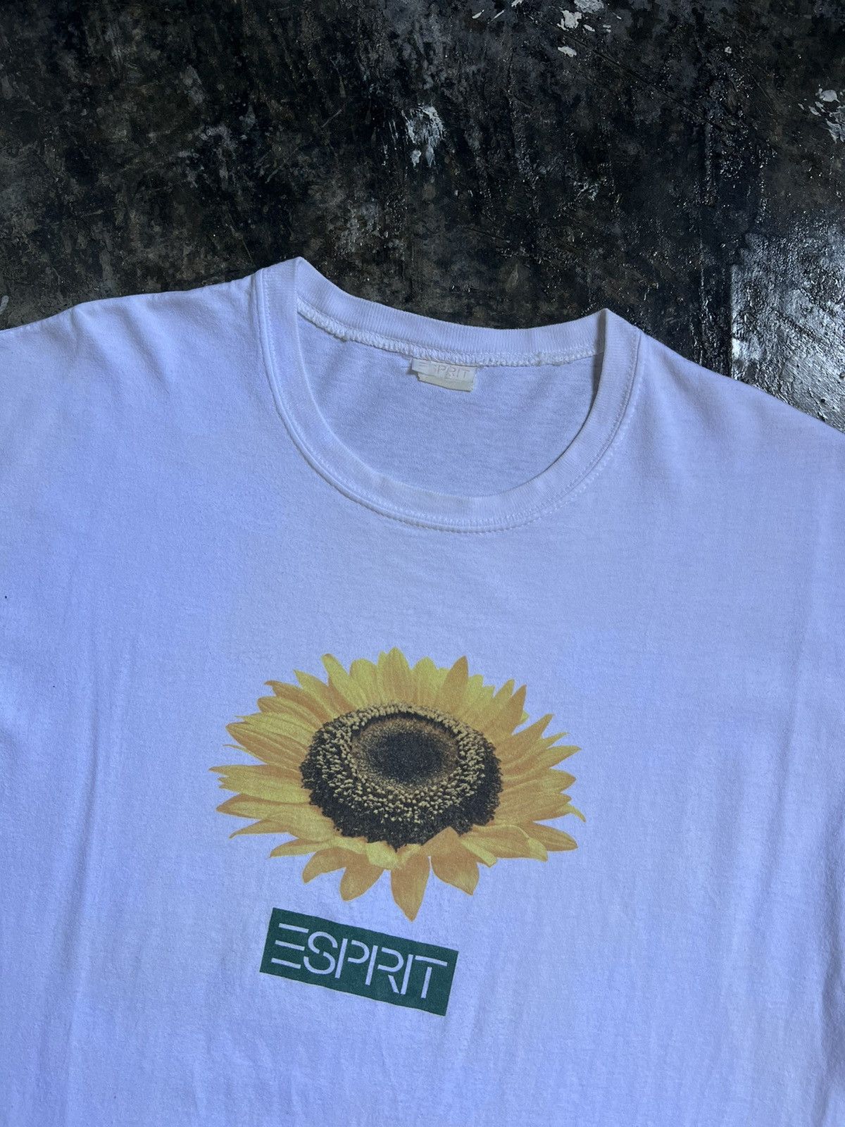 Esprit White Tee Sunflower Vintage