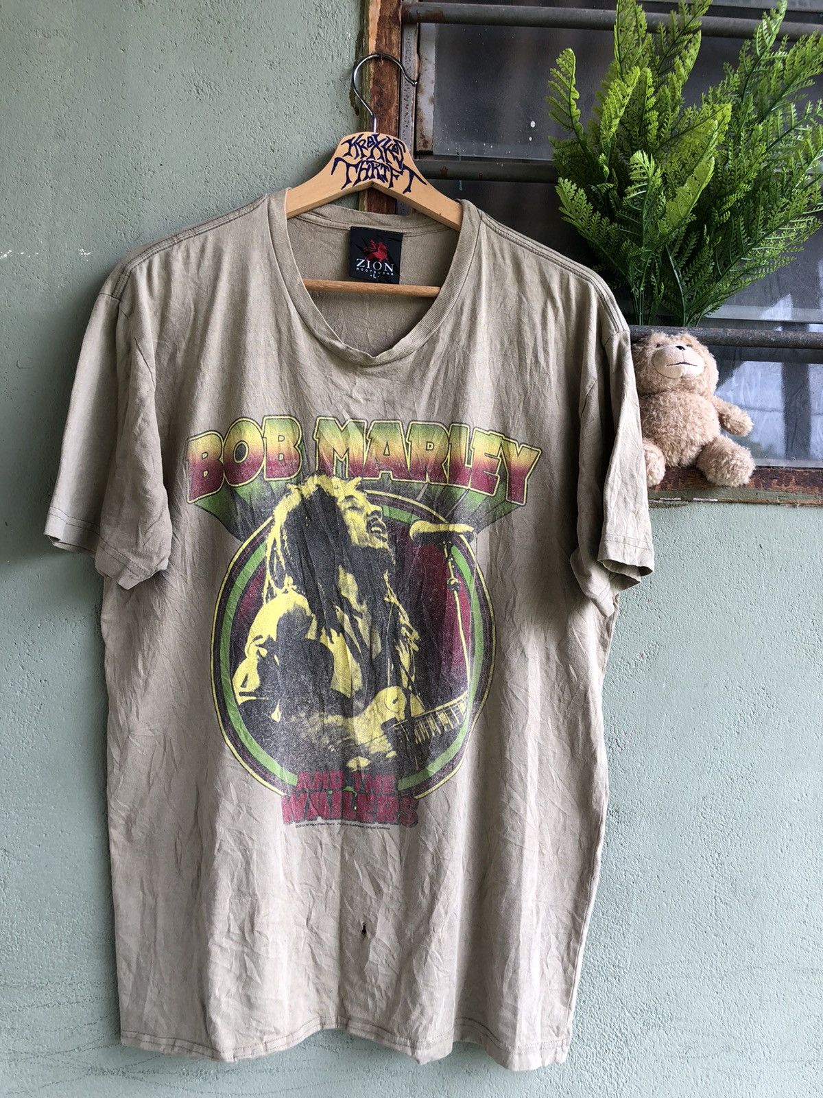 Band Tees × Bob Marley × Zion Rootswear 🔥Vintage Bob Marley Zion Big Logo Tees Y2K Size US L / EU 52-54 / 3 - 2 Thumbnail