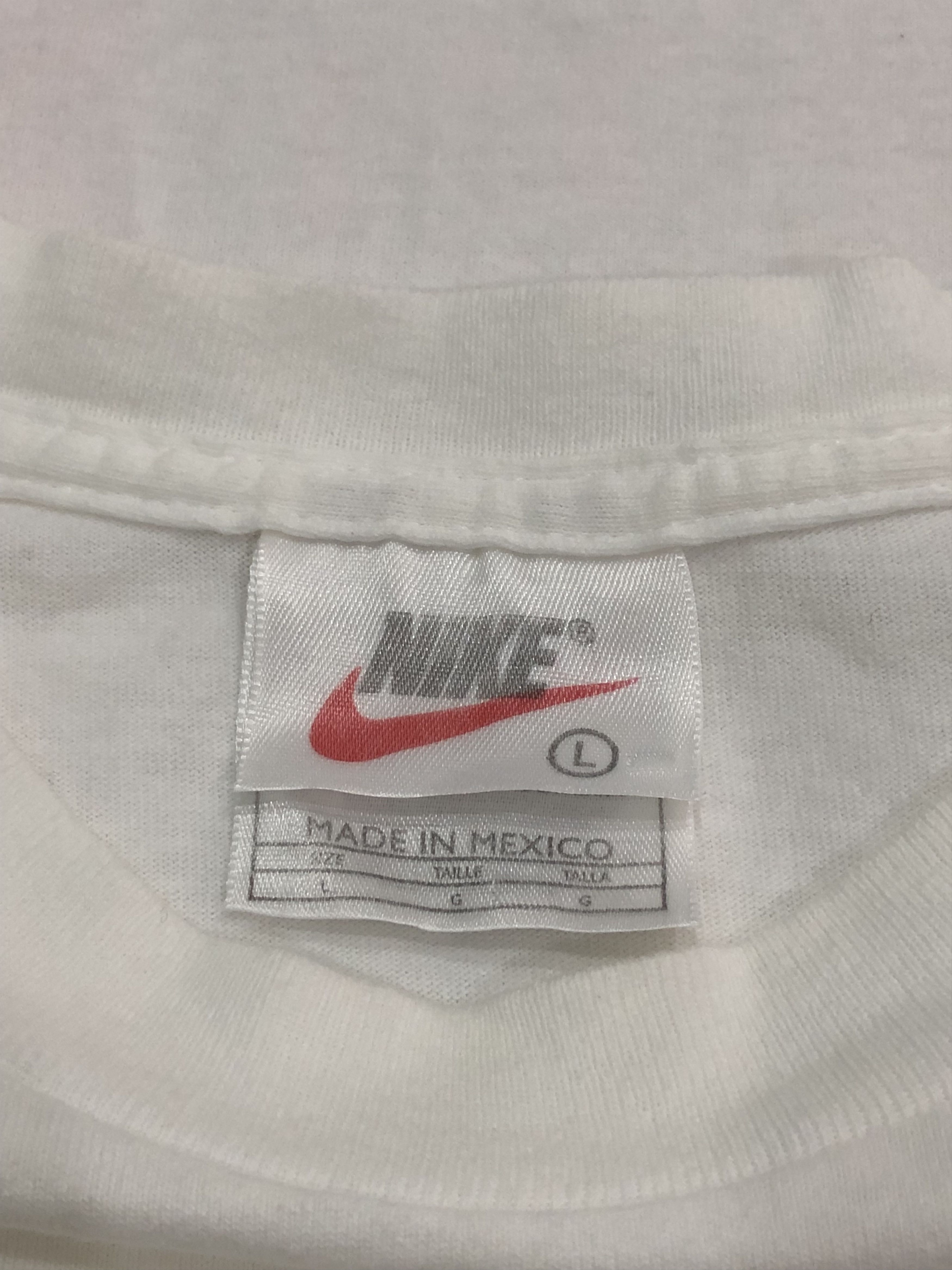 Nike Vintage Rare Nike X Tiger Woods Tshirt Size US L / EU 52-54 / 3 - 7 Thumbnail