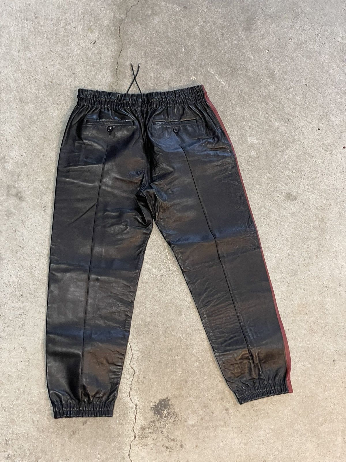 Bally Bally Lamb Leather Sweatpants Size US 34 / EU 50 - 2 Thumbnail