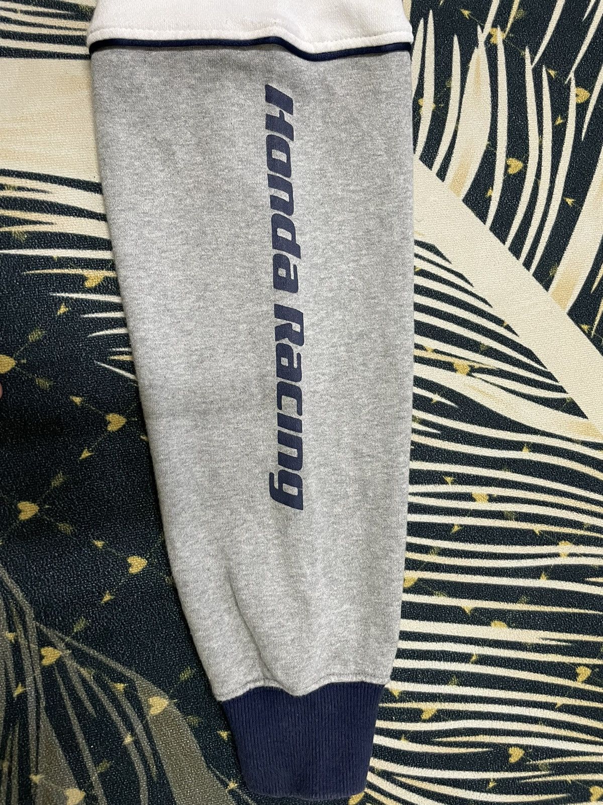 Honda × Japanese Brand × Vintage Vintage Honda Dream Racing Size US L / EU 52-54 / 3 - 7 Thumbnail