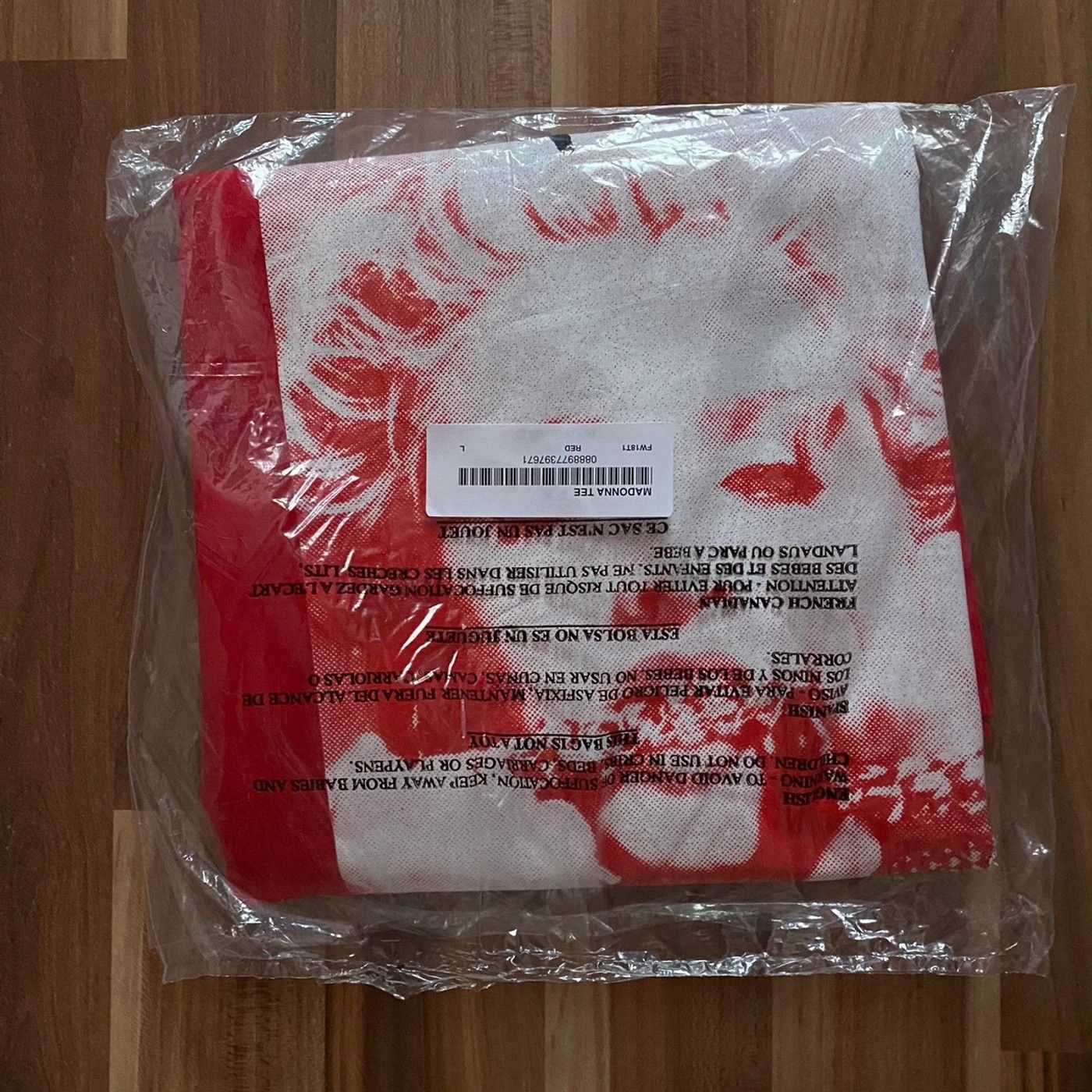 Supreme Supreme Madonna tee Size US L / EU 52-54 / 3 - 2 Thumbnail