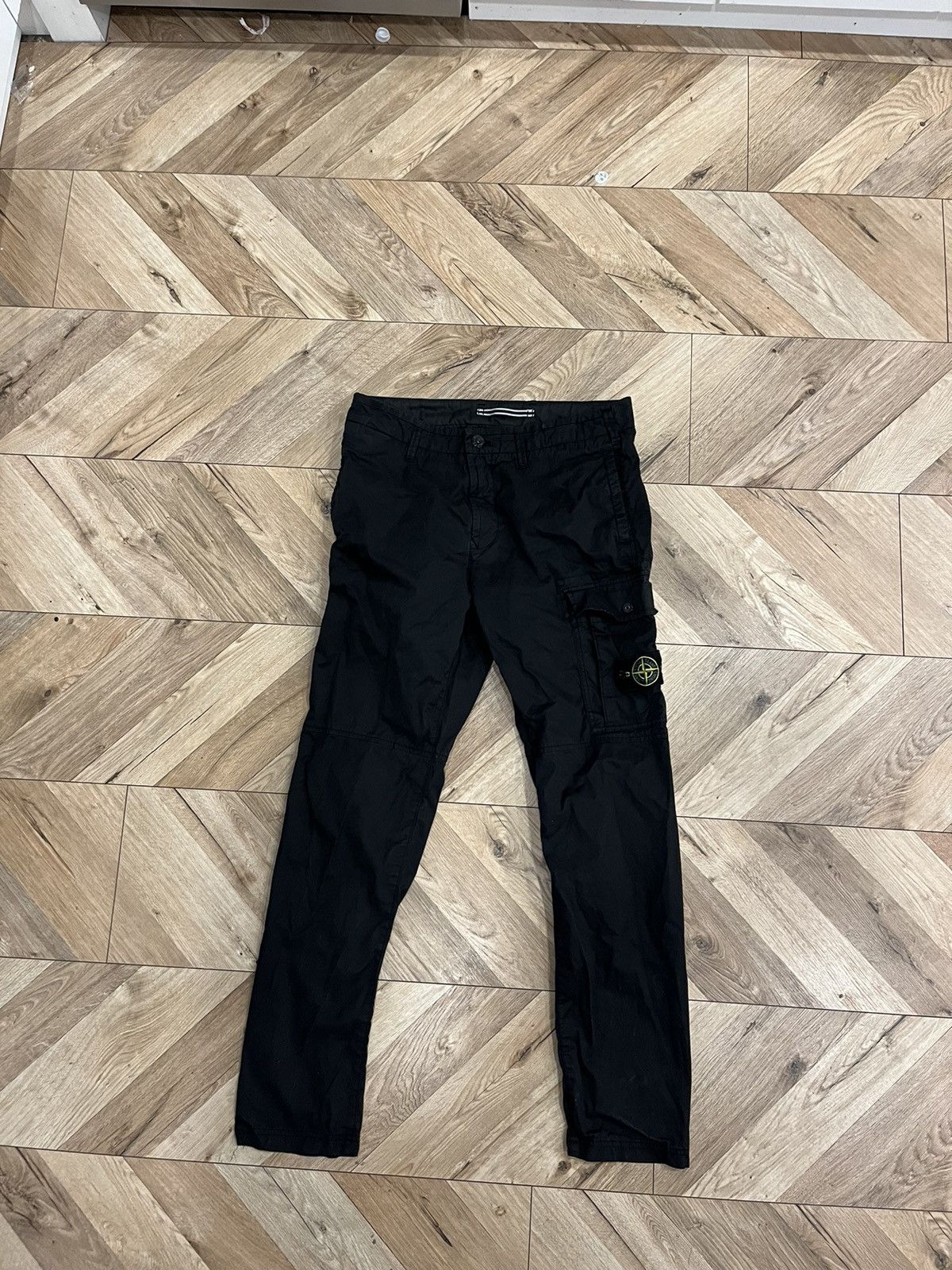 STONE ISLAND CARGO PANTS W31 ”BLACK”