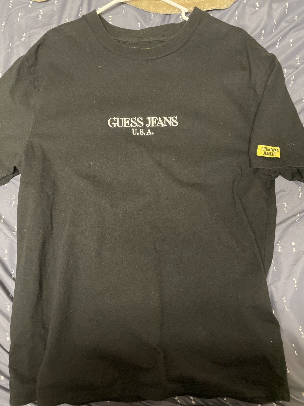 2000s China store market x Guess Shirt